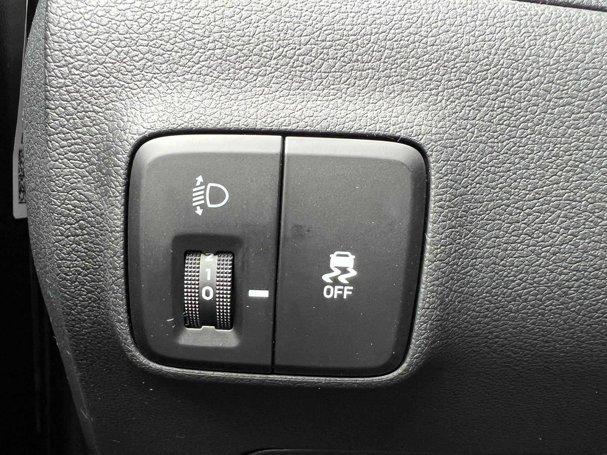 Image HYUNDAI I10 i10 1.2 Amplia Aut.