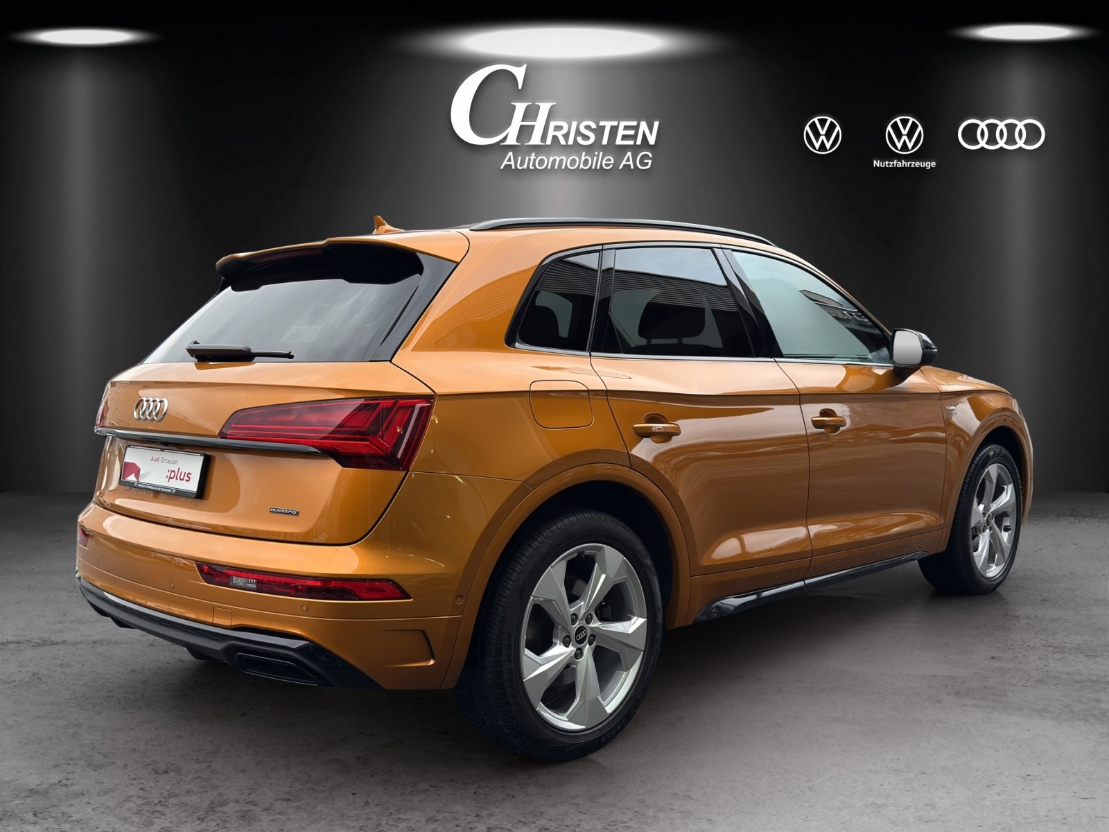 AUDI Q5 45 TFSI Black Edition quattro S-tronic-image-5