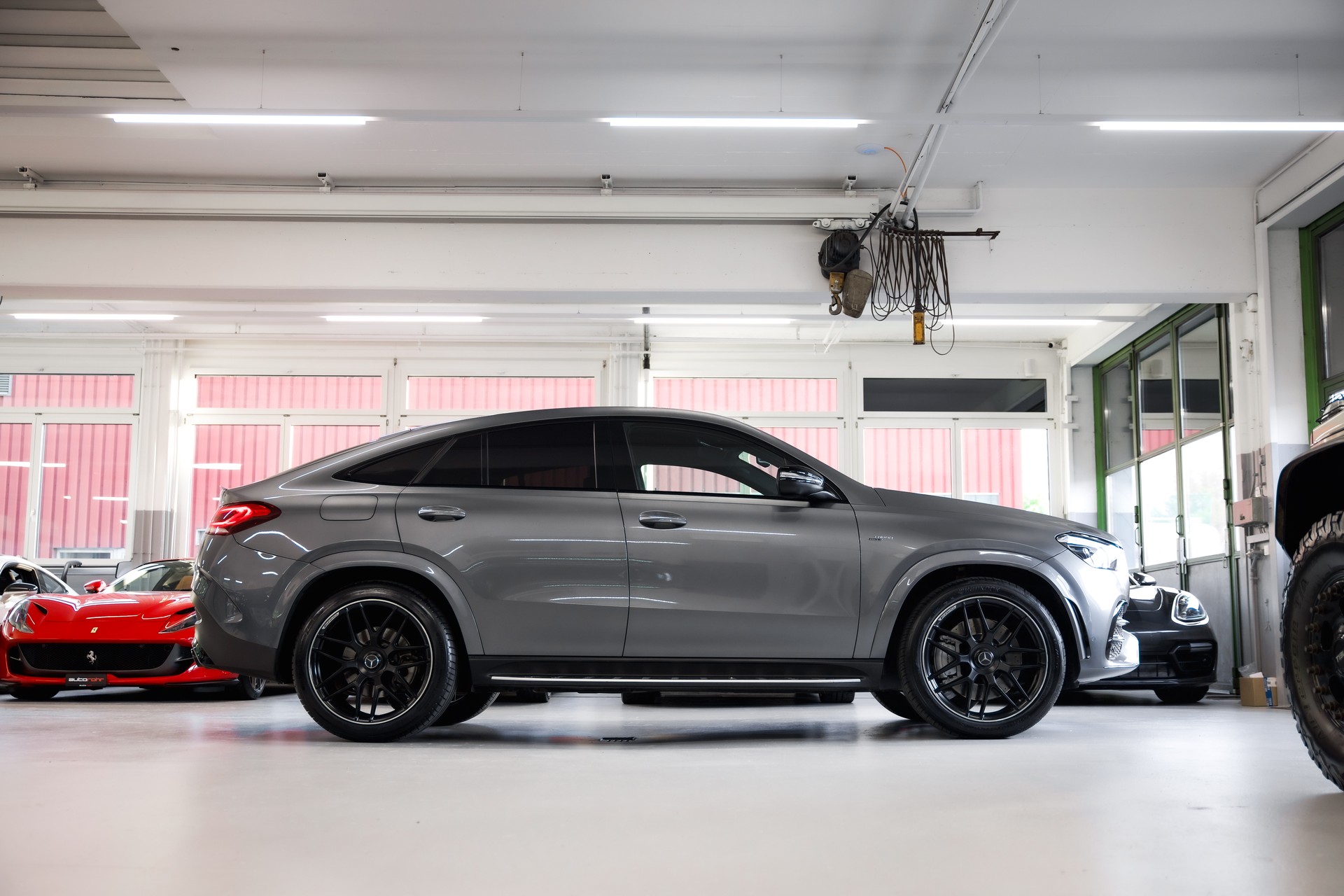 MERCEDES-BENZ GLE Coupé 53 AMG 4Matic+ Speedshift-showroom-element-3