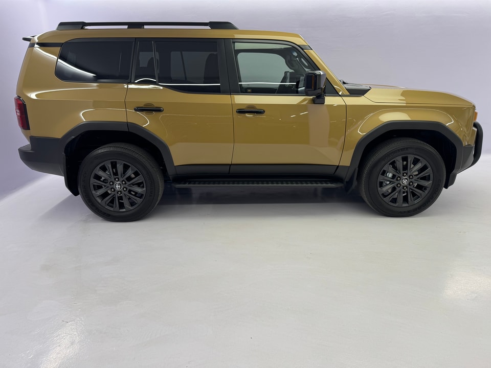 Land Cruiser 2.8 D 48V Invincible AWD