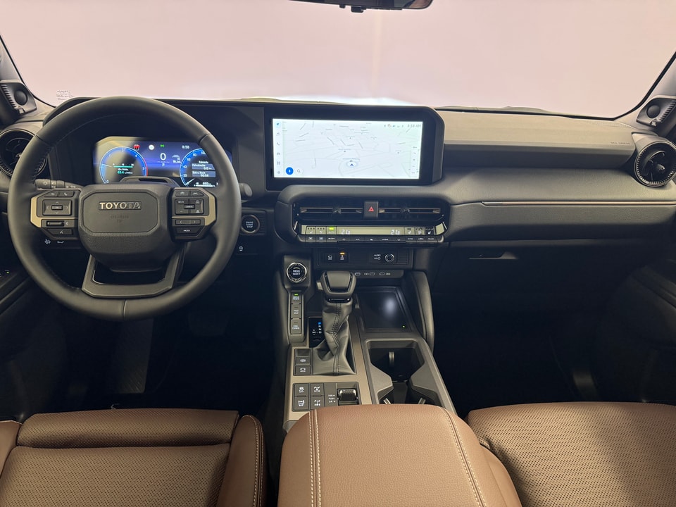 Land Cruiser 2.8 D 48V Invincible AWD