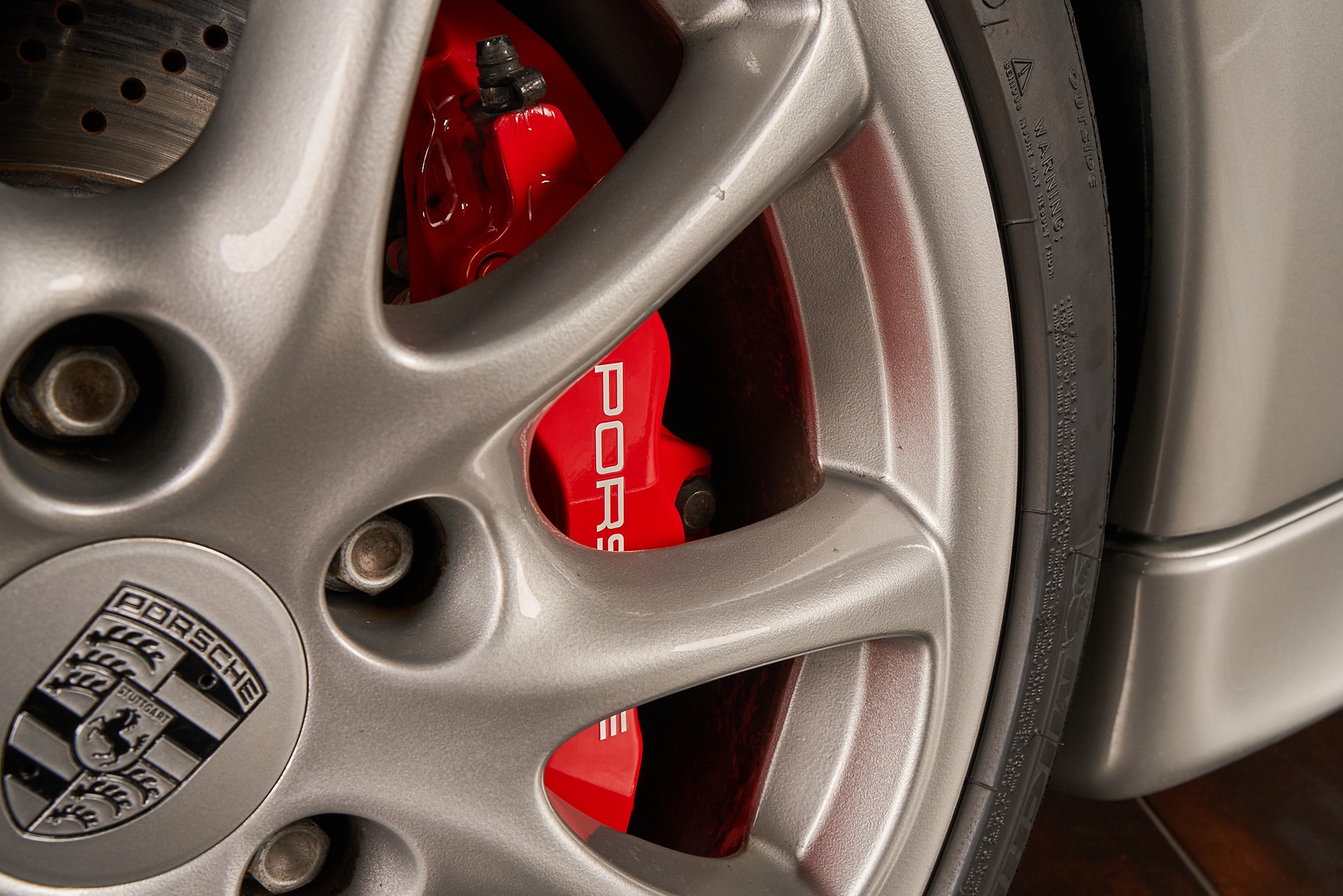 PORSCHE 911 GT3-showroom-element-3