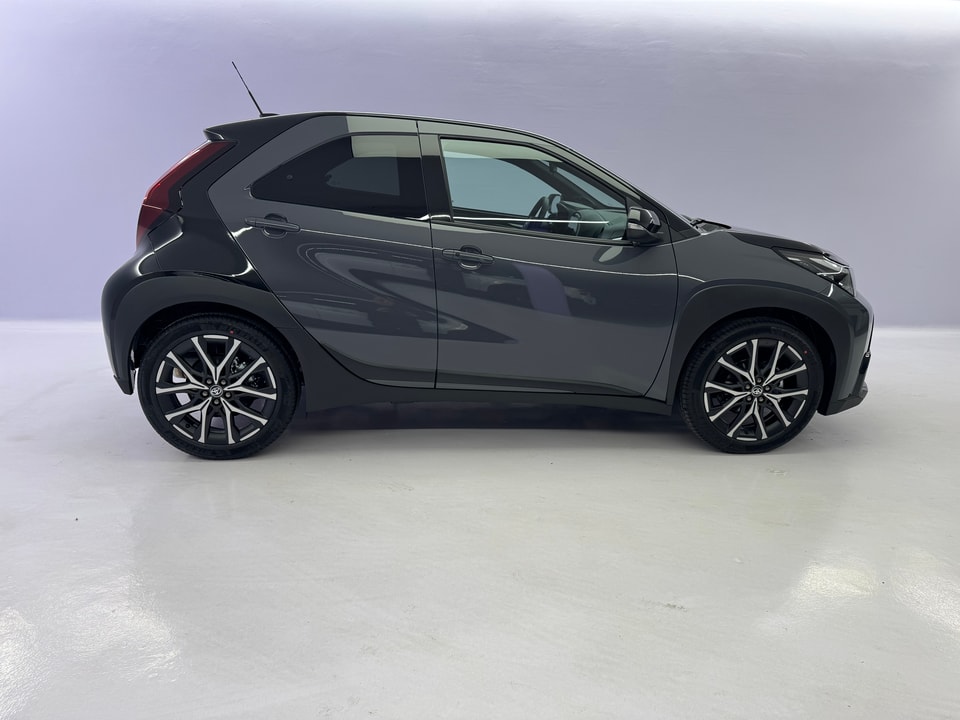 Aygo X Hybrid 1.5 GR Sport