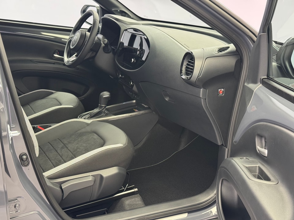 Aygo X Hybrid 1.5 GR Sport