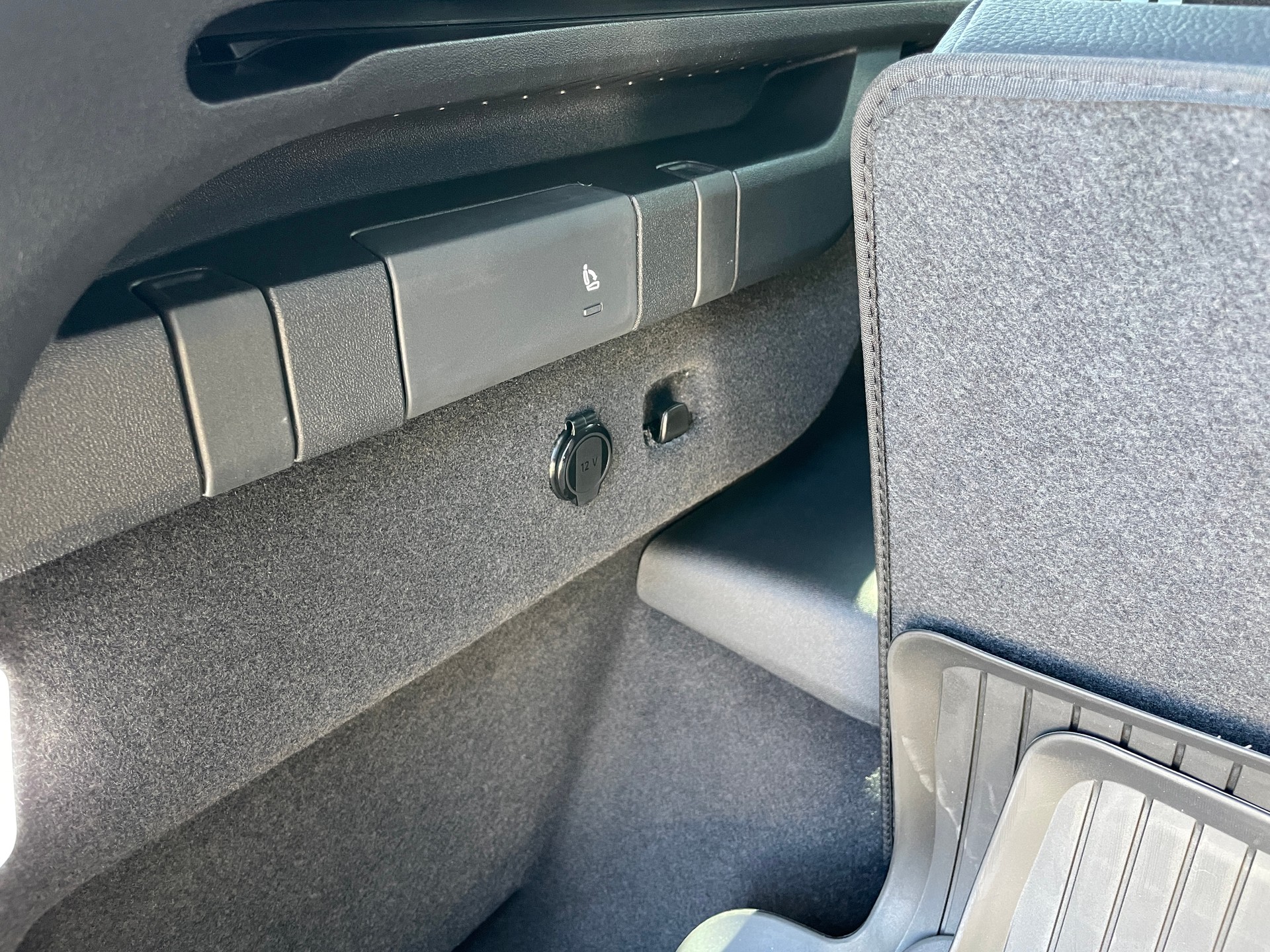 SKODA Kodiaq 2.0 TSI RS 4x4, 7-Sitzer-image-9