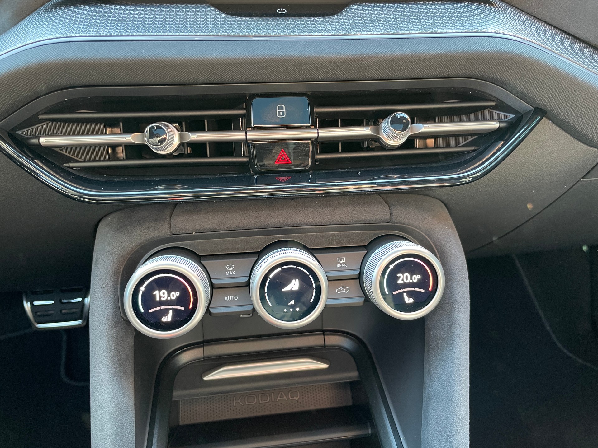 SKODA Kodiaq 2.0 TSI RS 4x4, 7-Sitzer-image-27