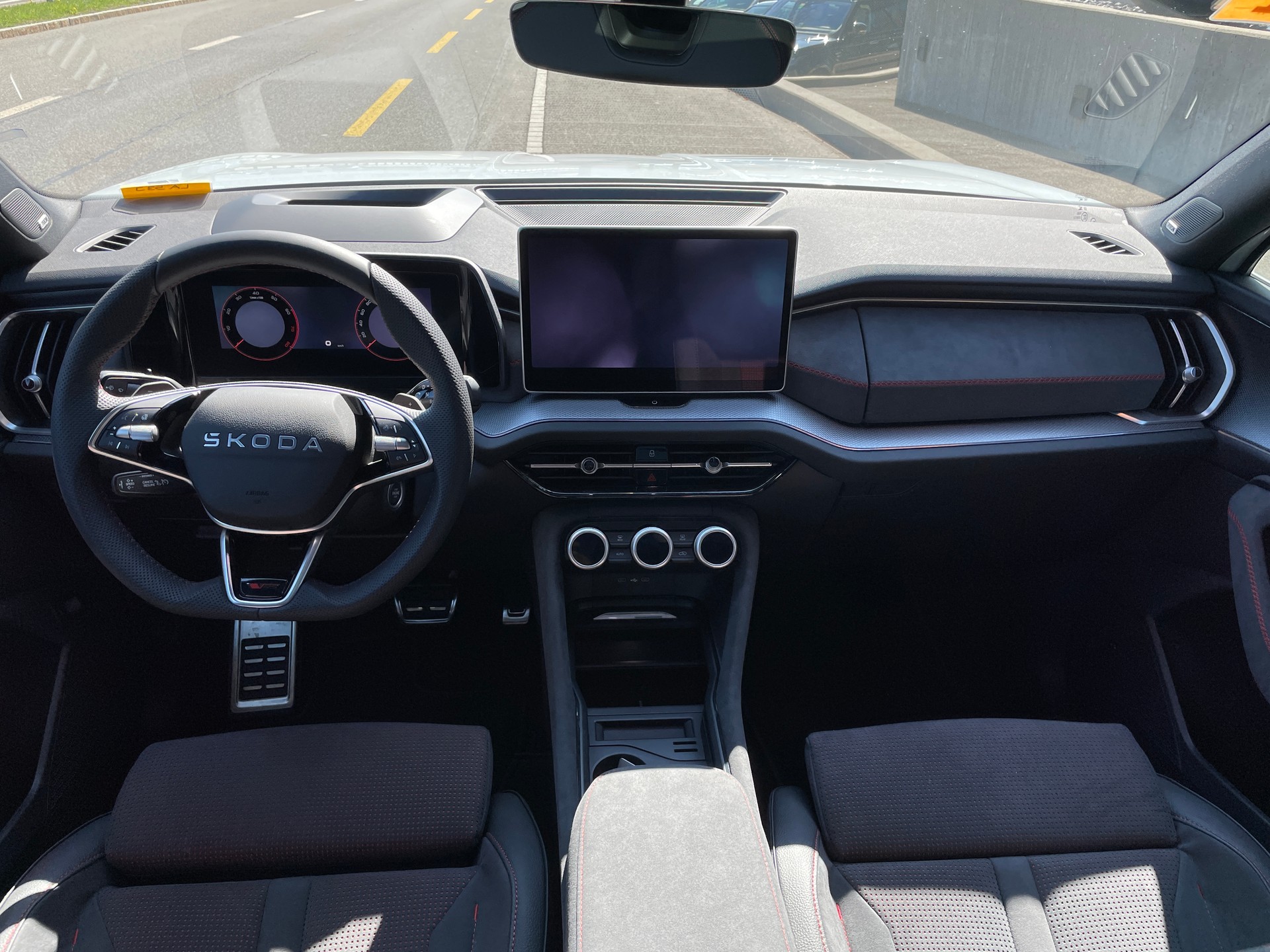 SKODA Kodiaq 2.0 TSI RS 4x4, 7-Sitzer-image-21