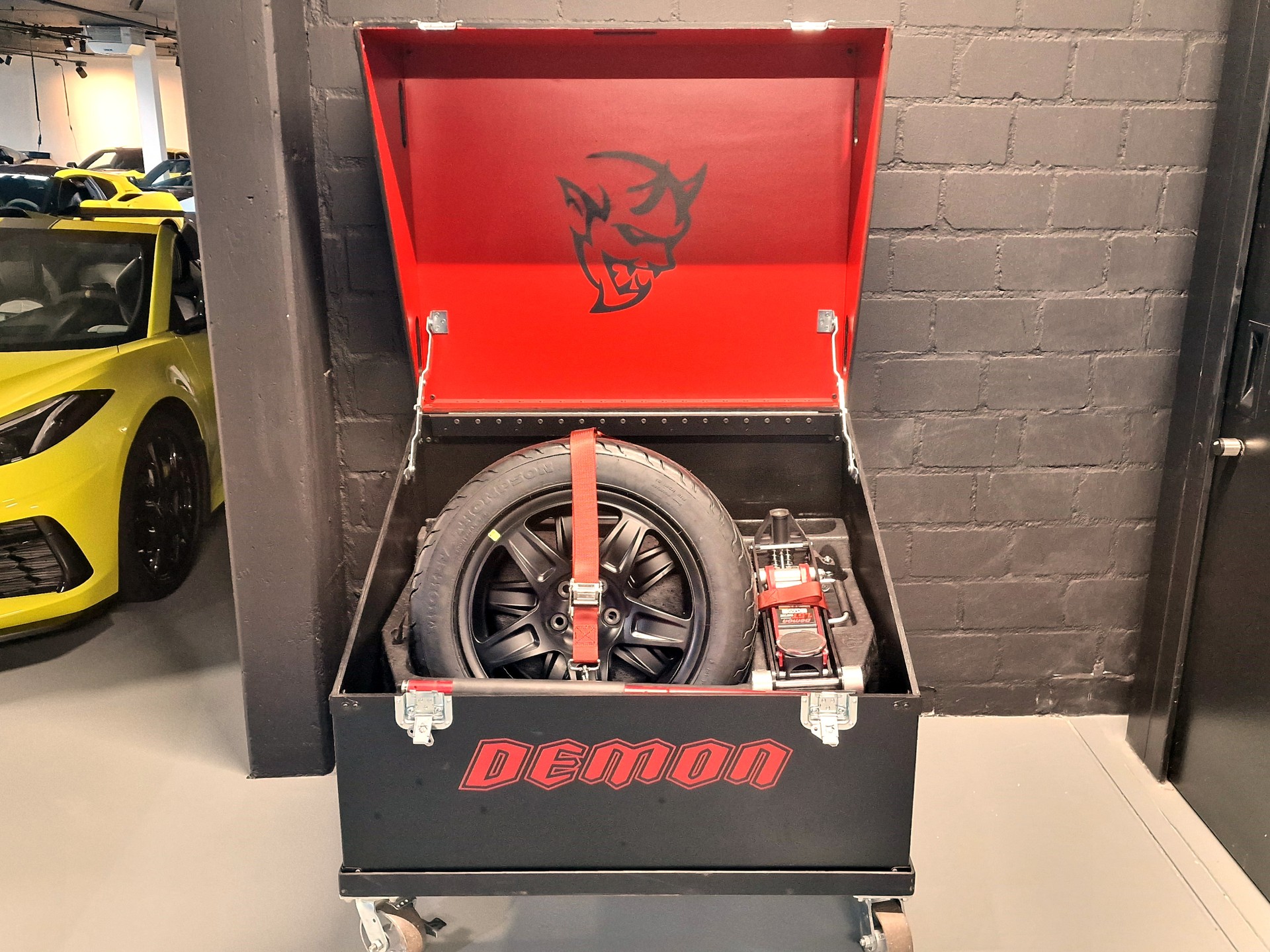 DODGE Challenger SRT Demon-image-16