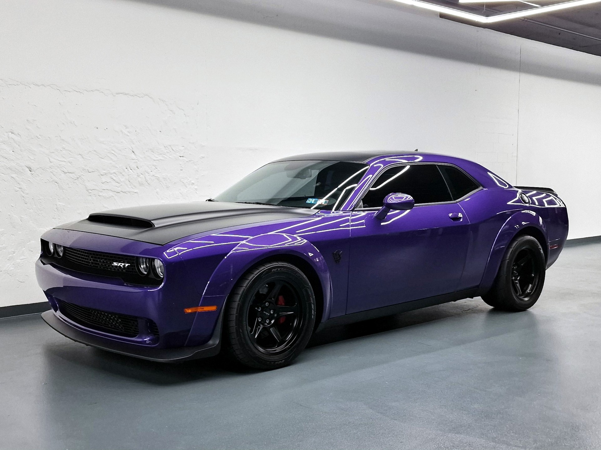 DODGE Challenger SRT Demon-image-5