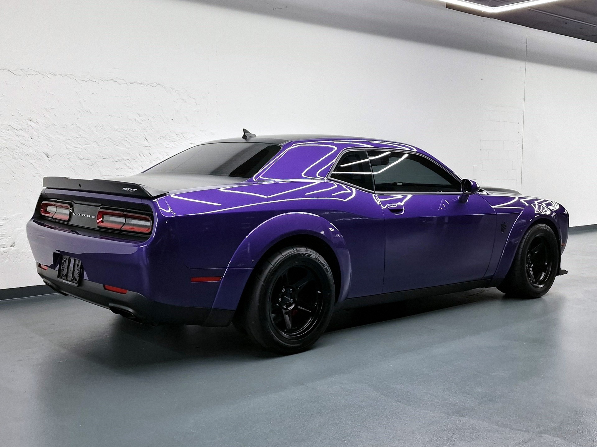 DODGE Challenger SRT Demon-image-2