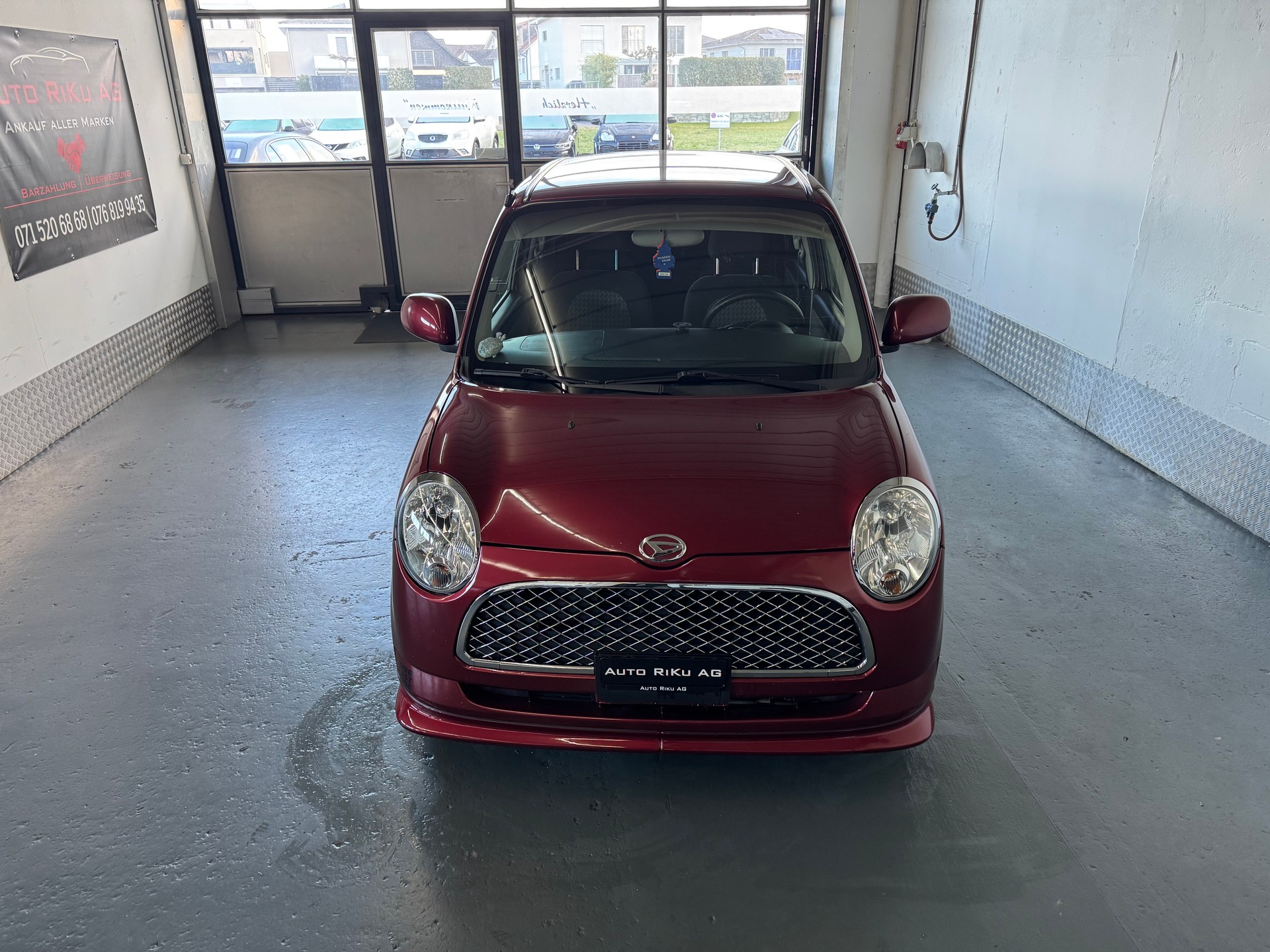 DAIHATSU Trevis 1.0-showroom-element-2