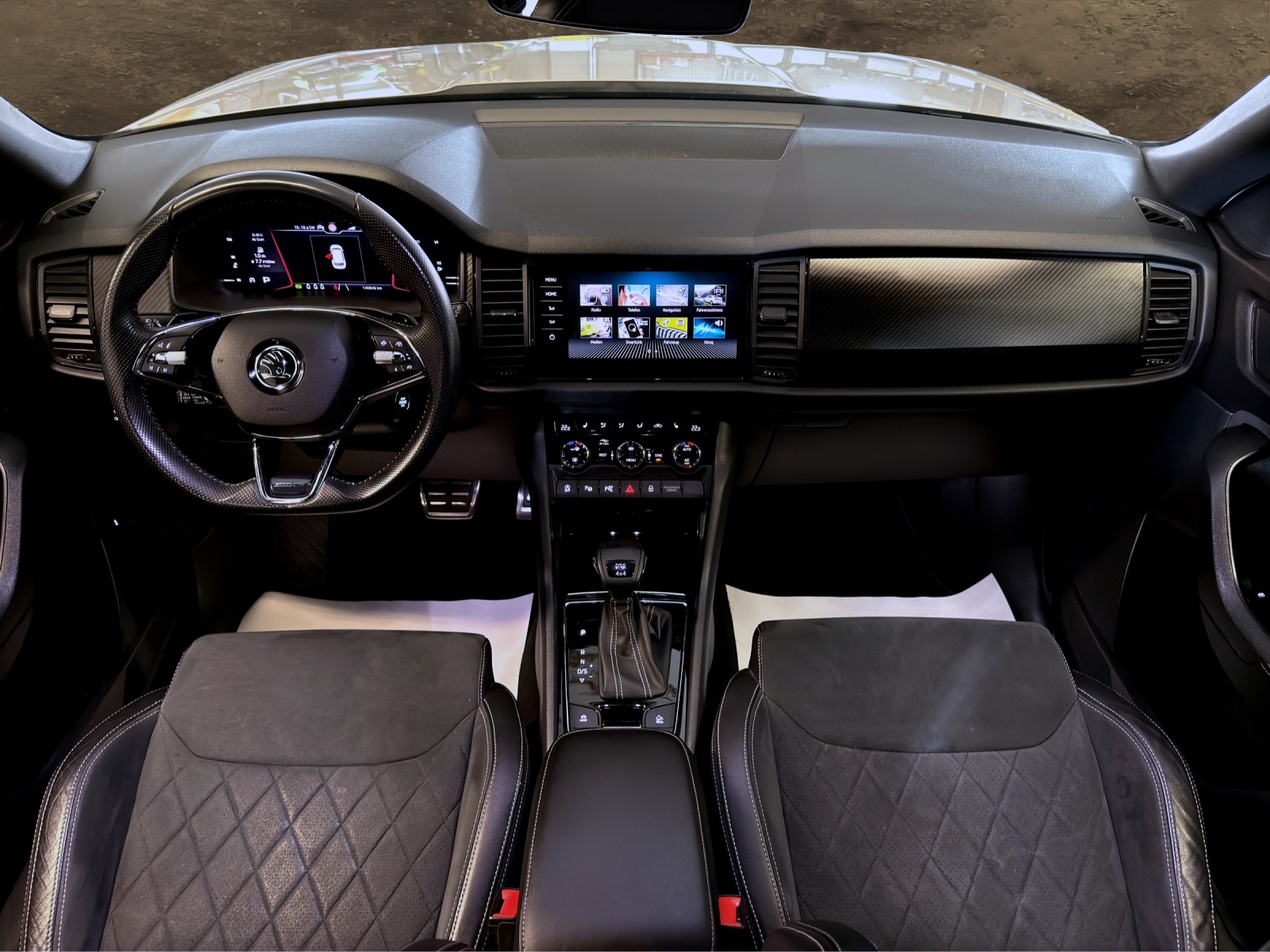 SKODA Kodiaq 2.0 TSI 4x4 SportLine-showroom-element-3