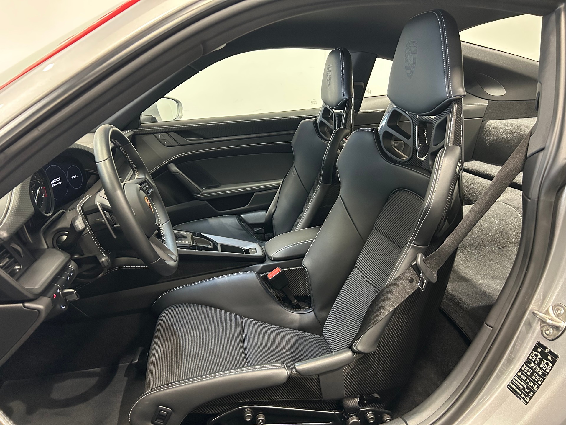 PORSCHE 911 GT3 Touring PDK-image-11