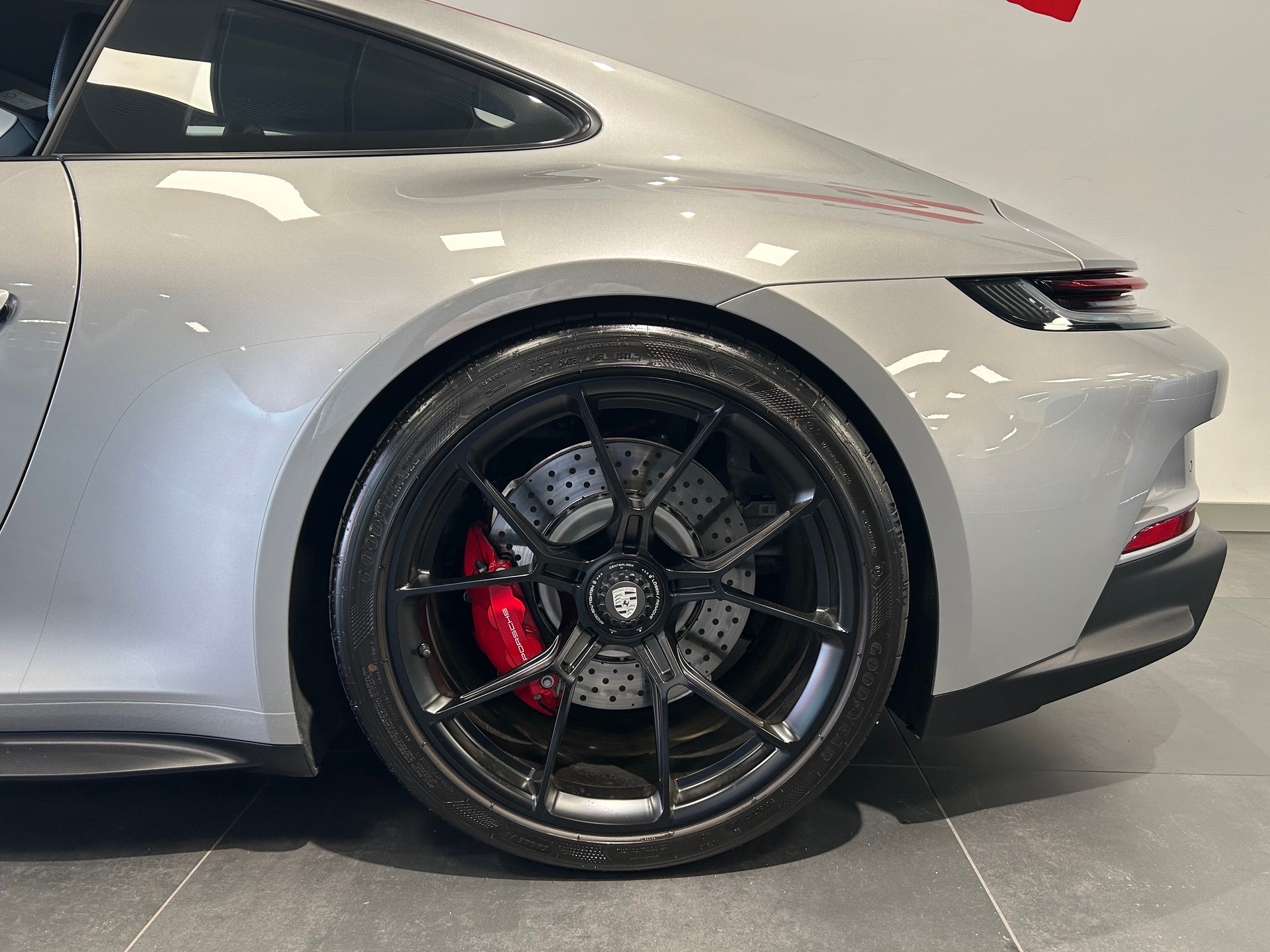 PORSCHE 911 GT3 Touring PDK-image-20