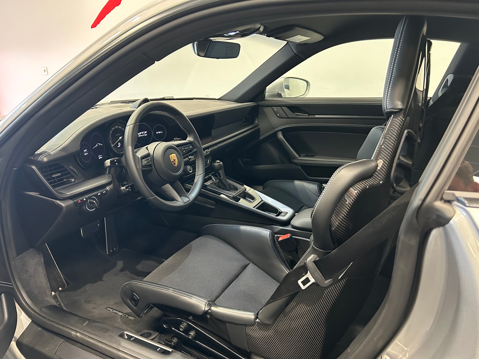 PORSCHE 911 GT3 Touring PDK-image-10