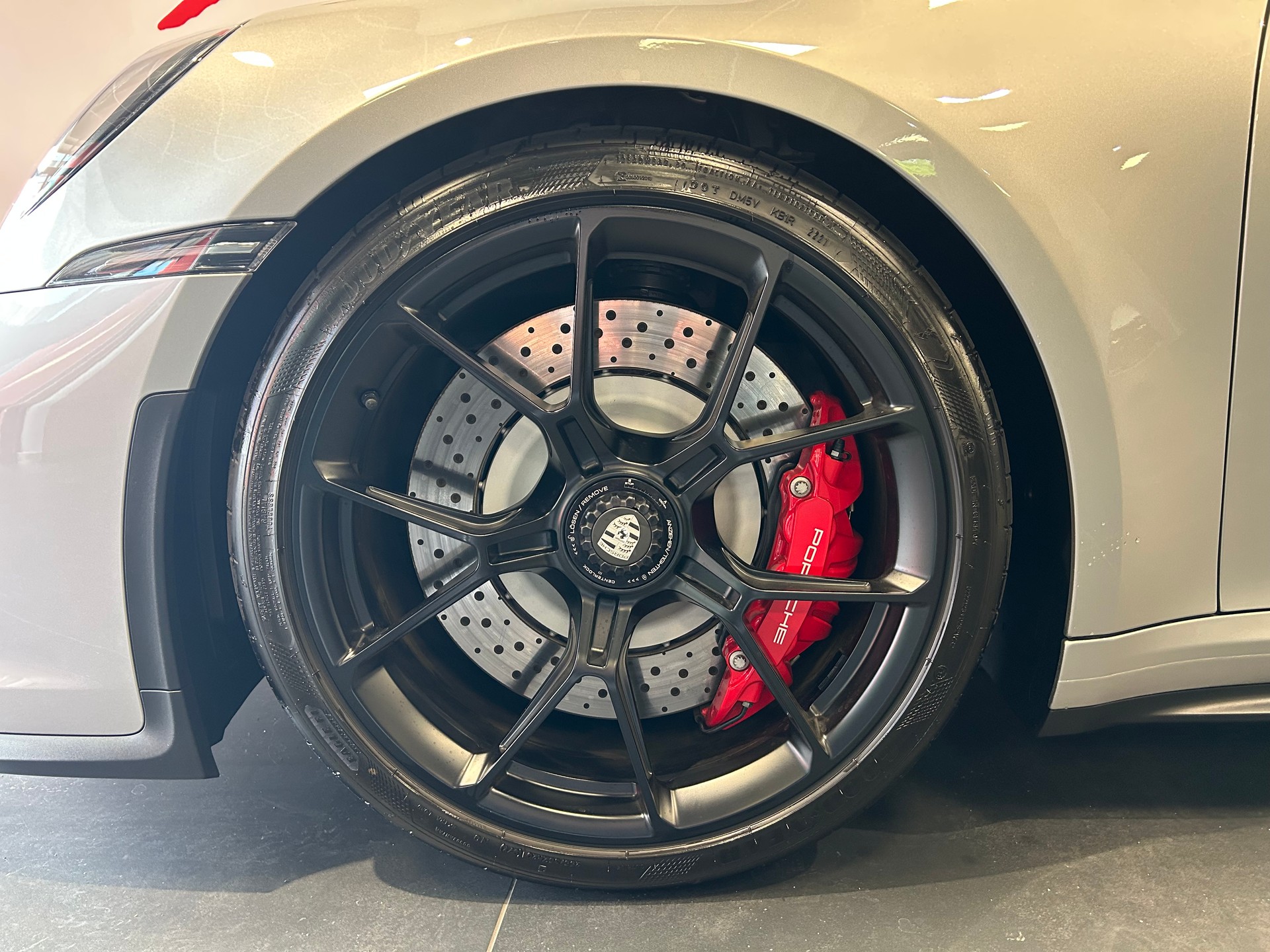 PORSCHE 911 GT3 Touring PDK-image-19