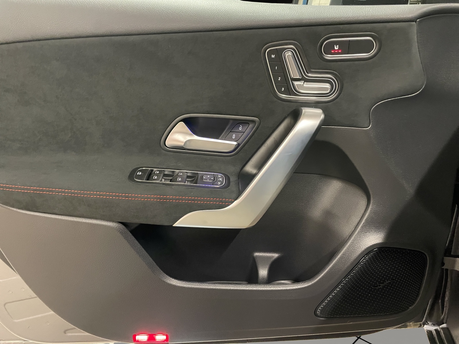 Image MERCEDES-BENZ A-220 A 220 4Matic 8G-DCT