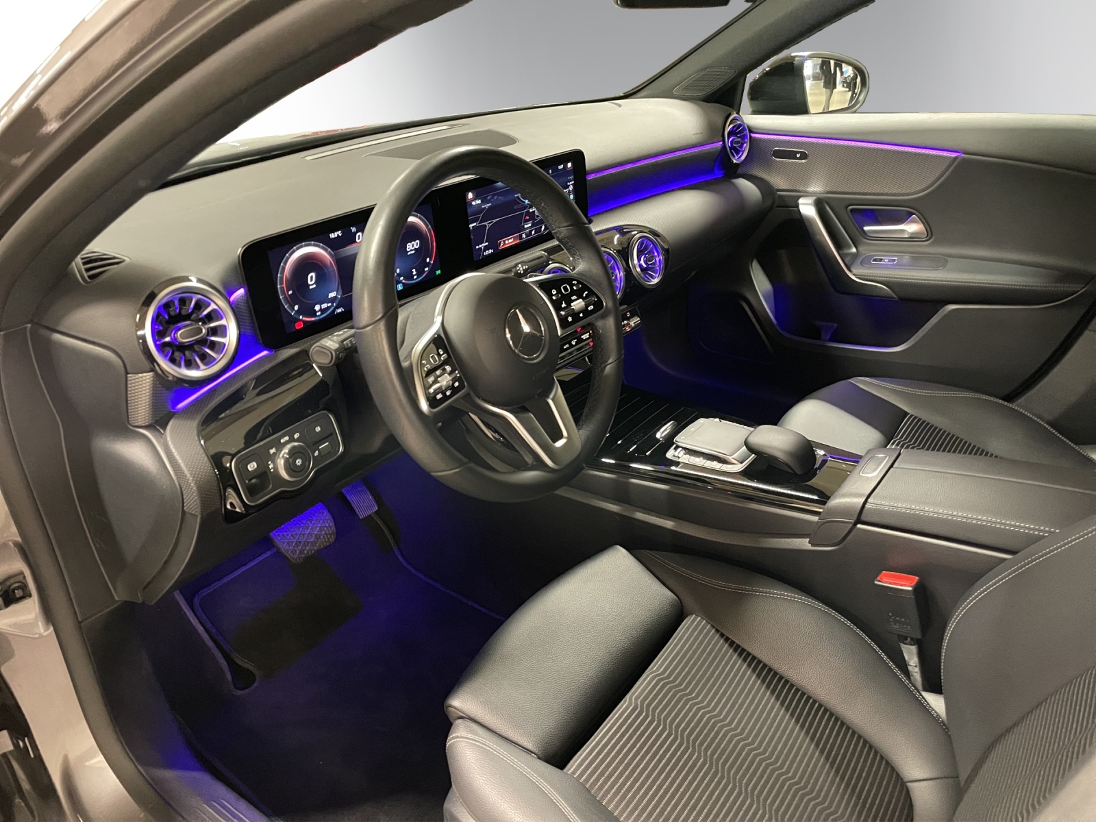 Image MERCEDES-BENZ A-180 A 180 Night Star