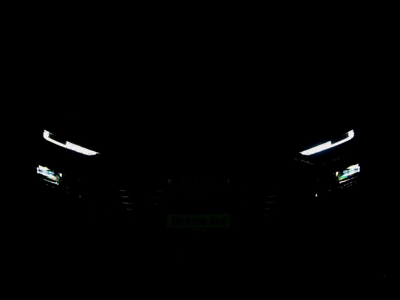 AUDI Q6 E-TRON quattro S line-image-8