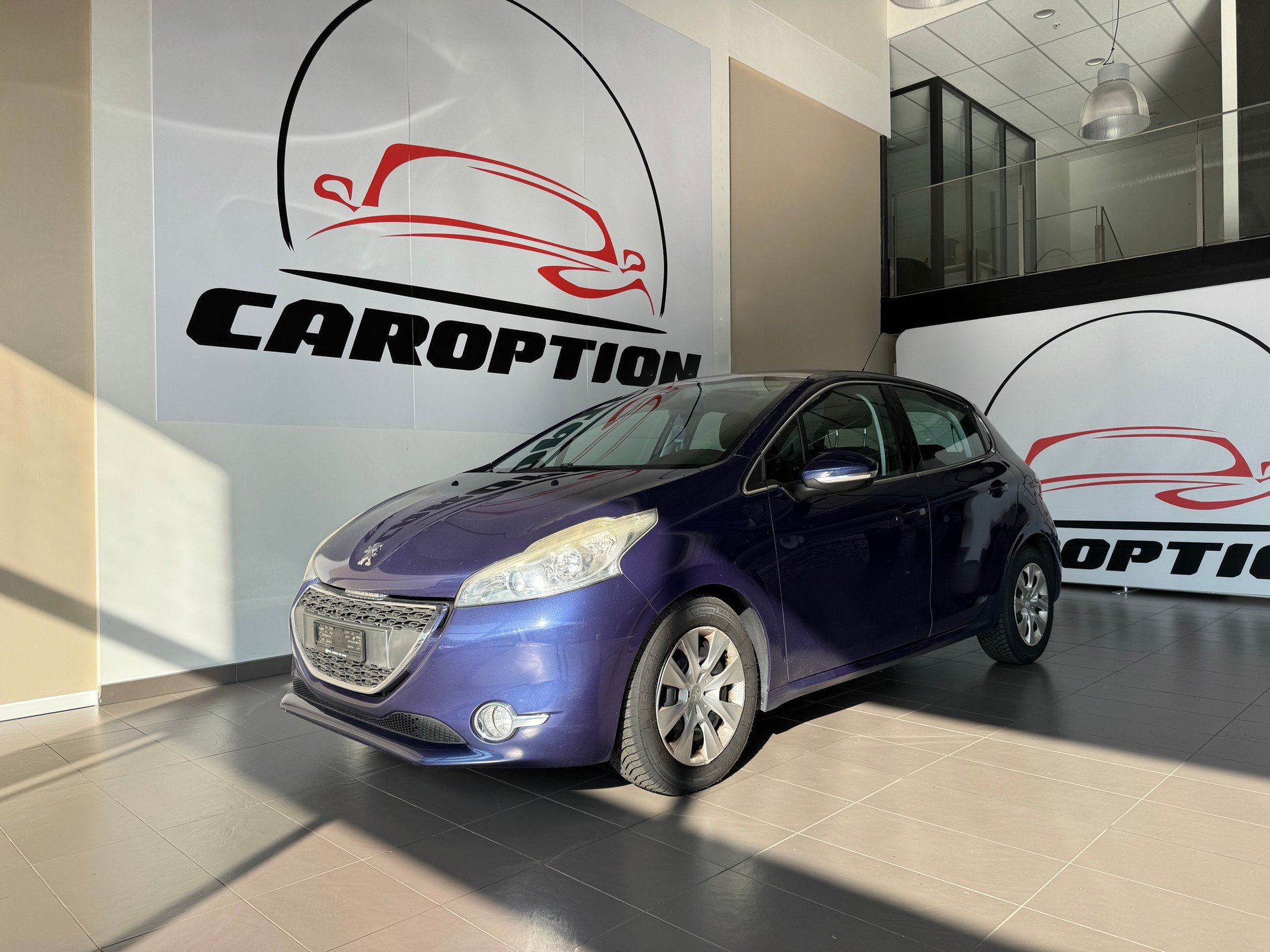 PEUGEOT 208 1.6 VTI Allure-showroom-element-3