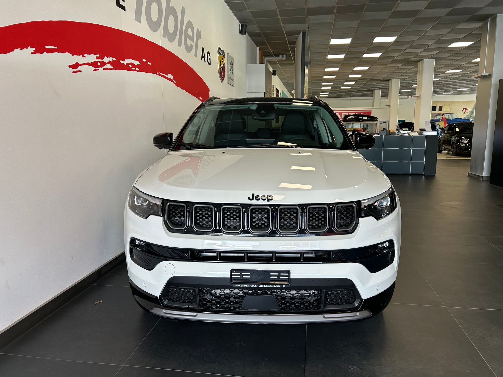 JEEP Compass 1.3 T PHEV Summit Sky AWD-showroom-element-3