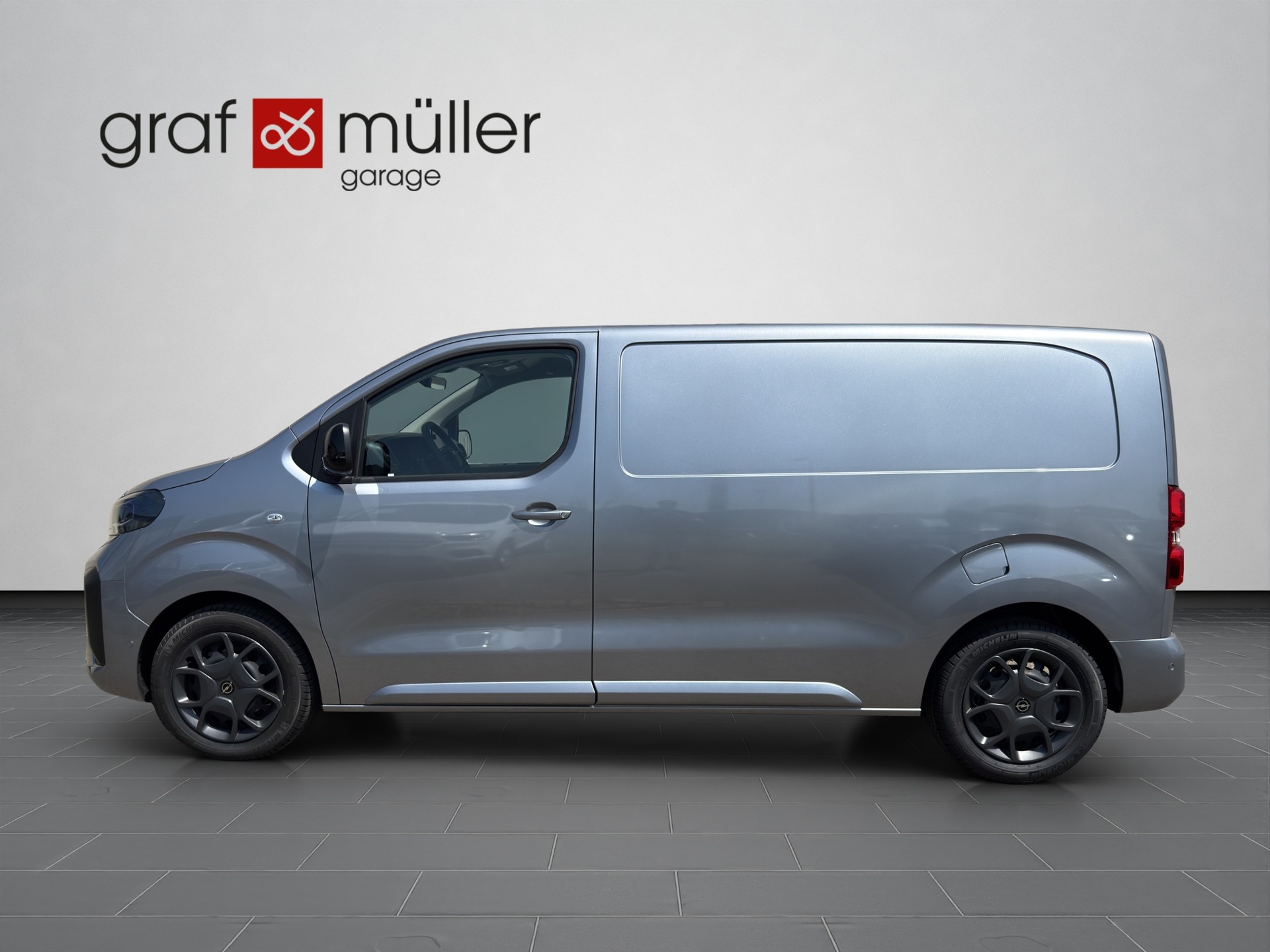 OPEL Vivaro Cargo 2.0 D s/s M-showroom-element-1