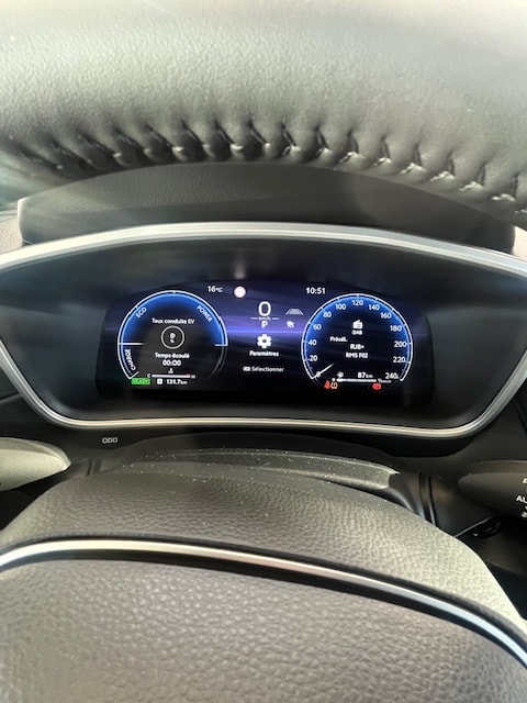 TOYOTA Corolla Cross 2.0 4WD Trend e-CVT-image-4