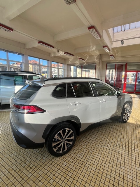 TOYOTA Corolla Cross 2.0 4WD Trend e-CVT-image-1