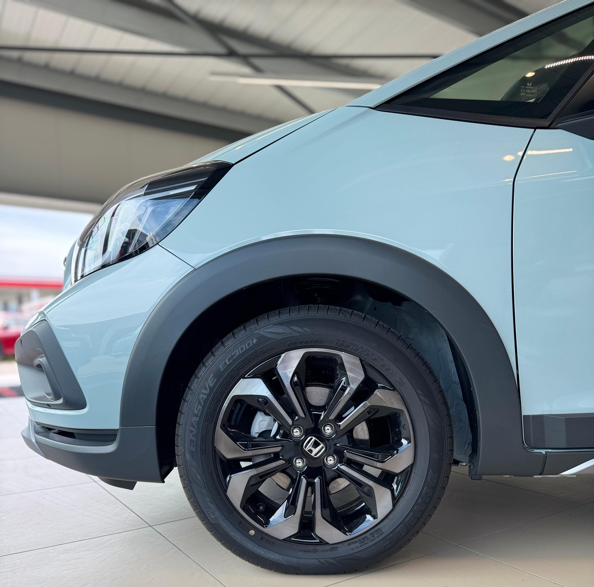 HONDA Jazz 1.5 i-MMD Crosstar Advance-showroom-element-1