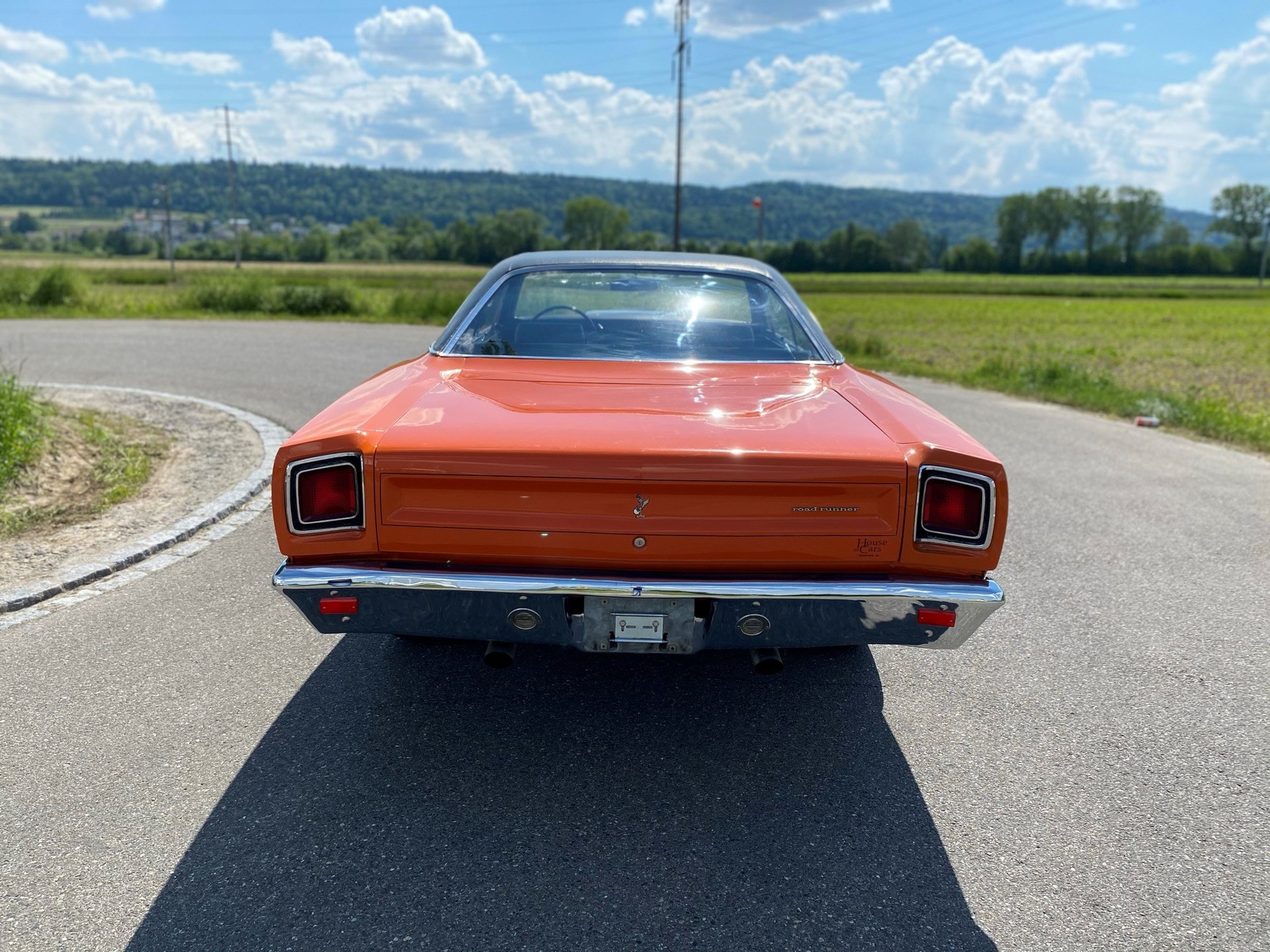 PLYMOUTH Road Runner-image-4