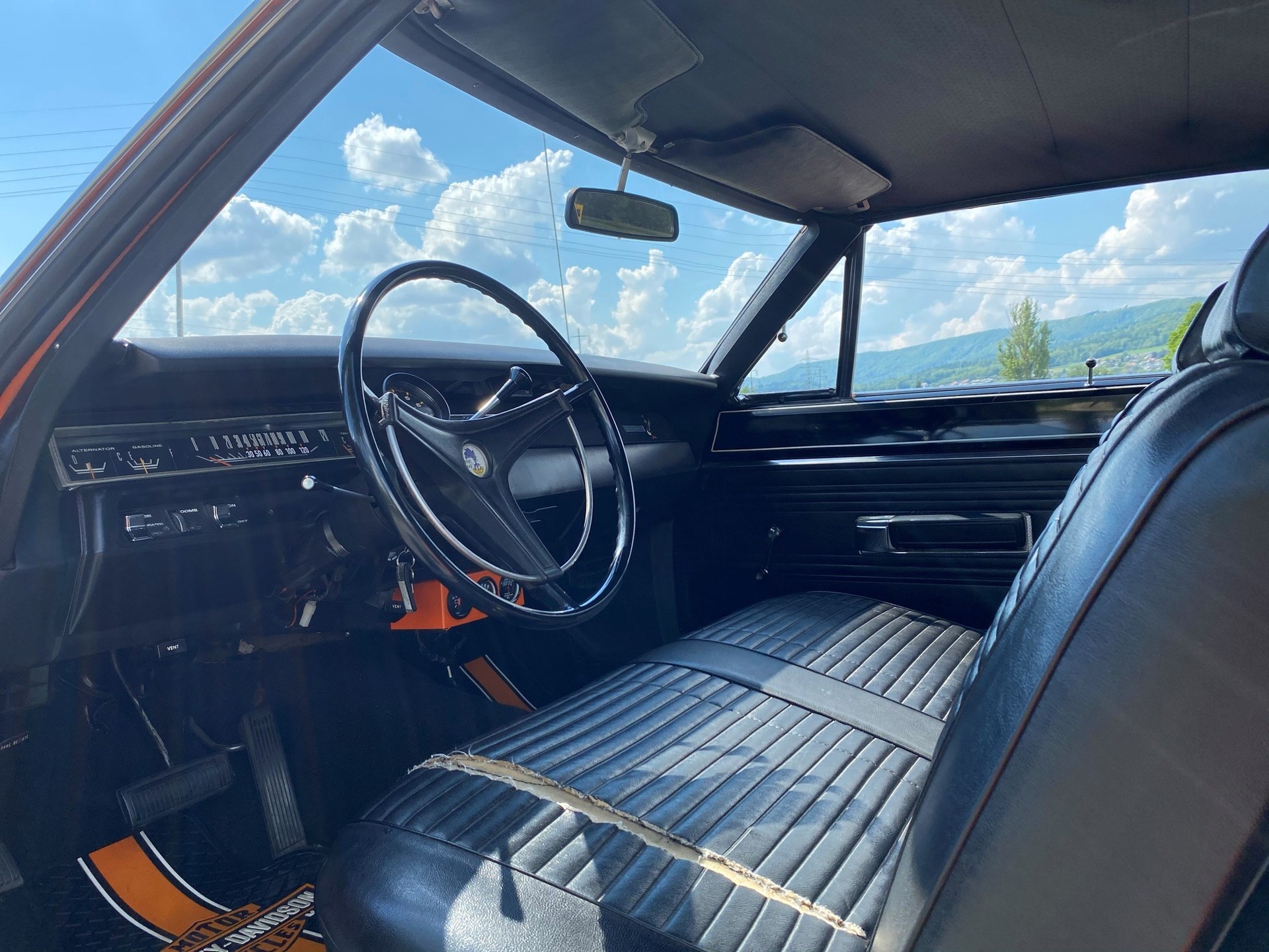 PLYMOUTH Road Runner-image-8