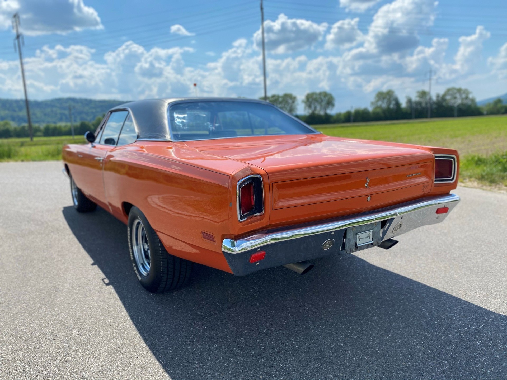 PLYMOUTH Road Runner-image-5