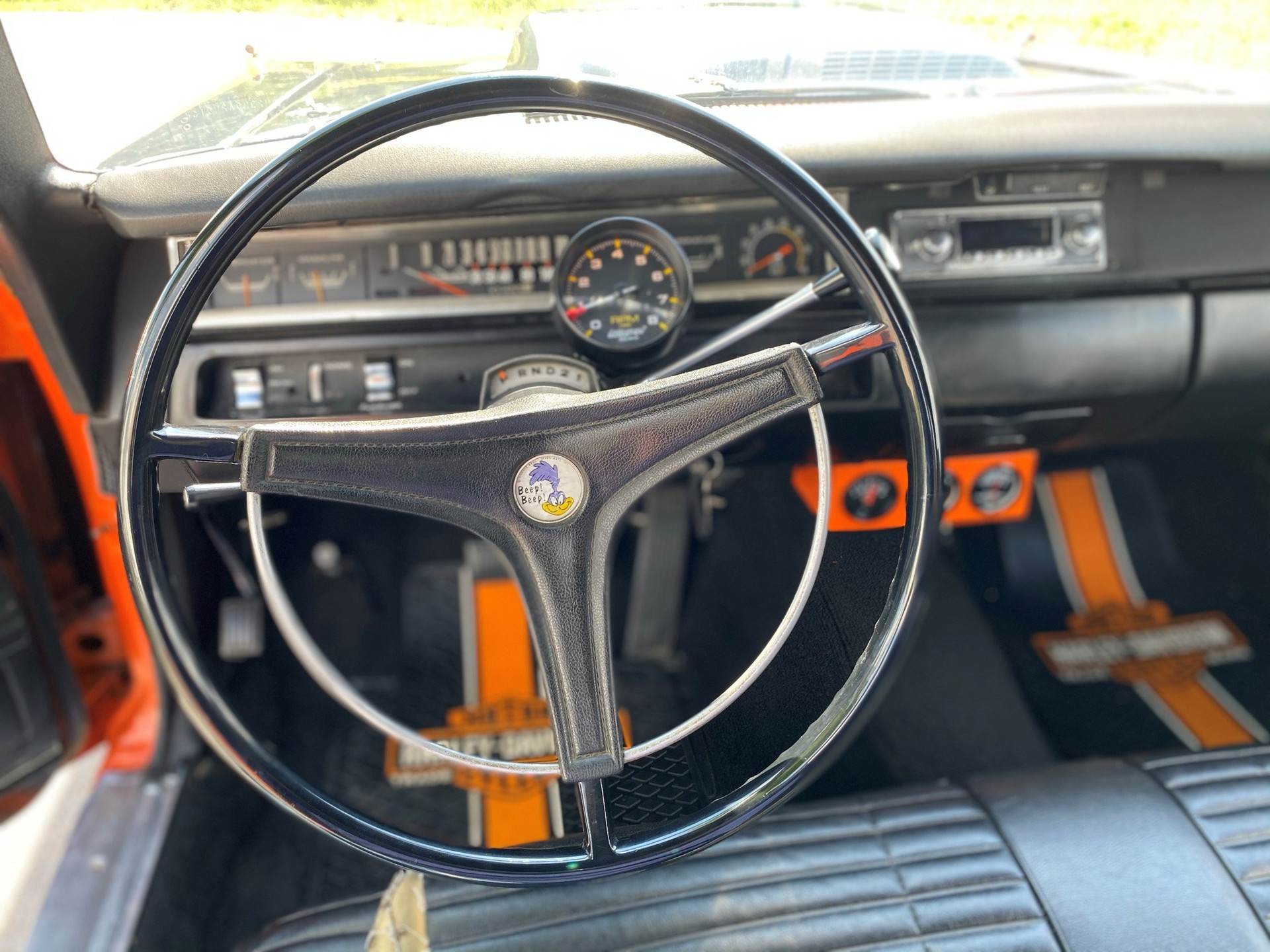 PLYMOUTH Road Runner-image-10