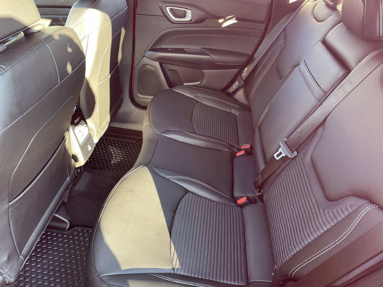 JEEP Compass 1.3 Swiss Limited Plus 4xe-image-7