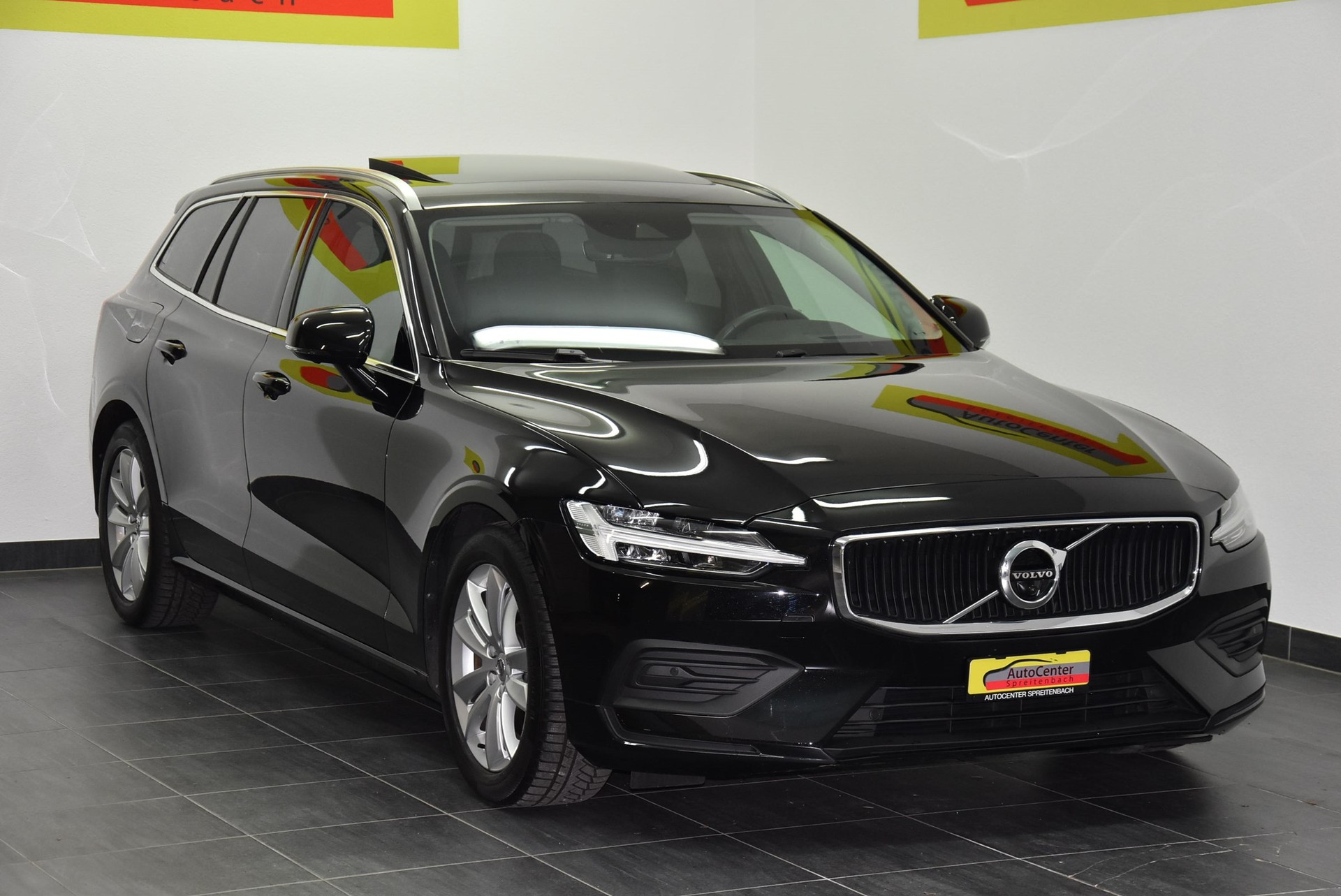 VOLVO V60 D3 AWD Momentum Geartronic