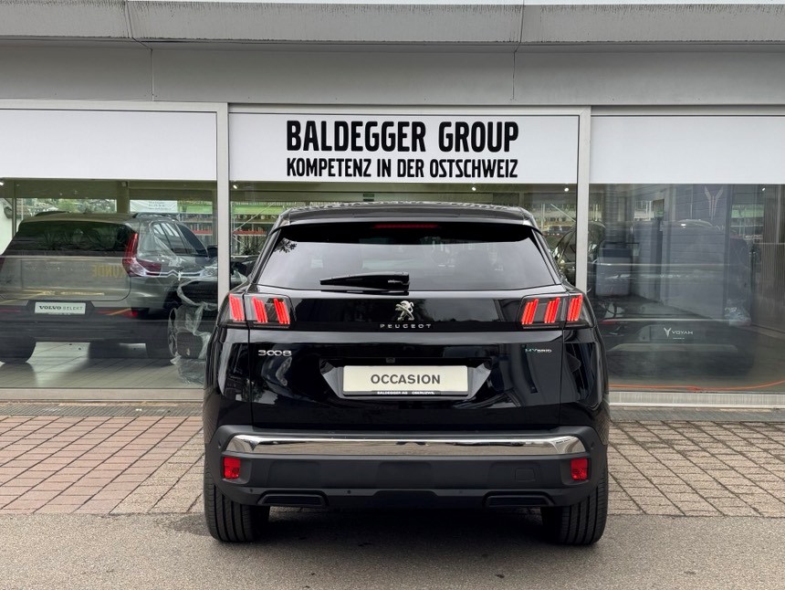 PEUGEOT 3008 1.6 Plug-in Hybrid Allure-image-7