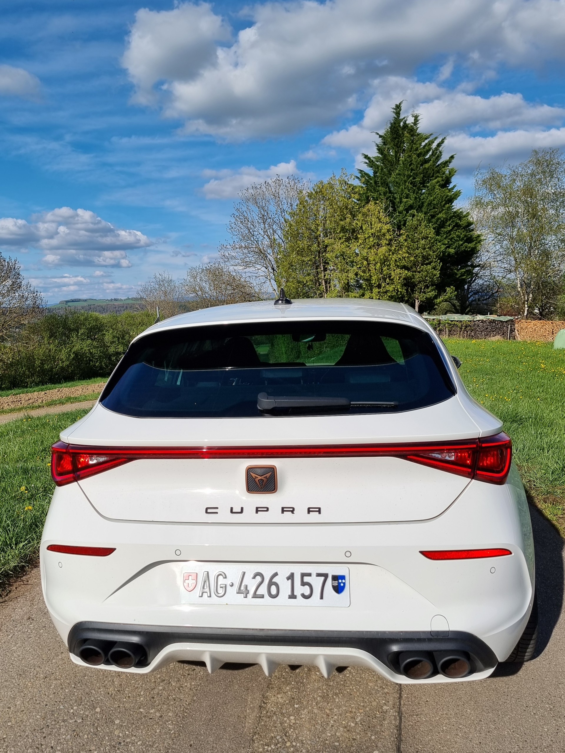 CUPRA LEON-image-10