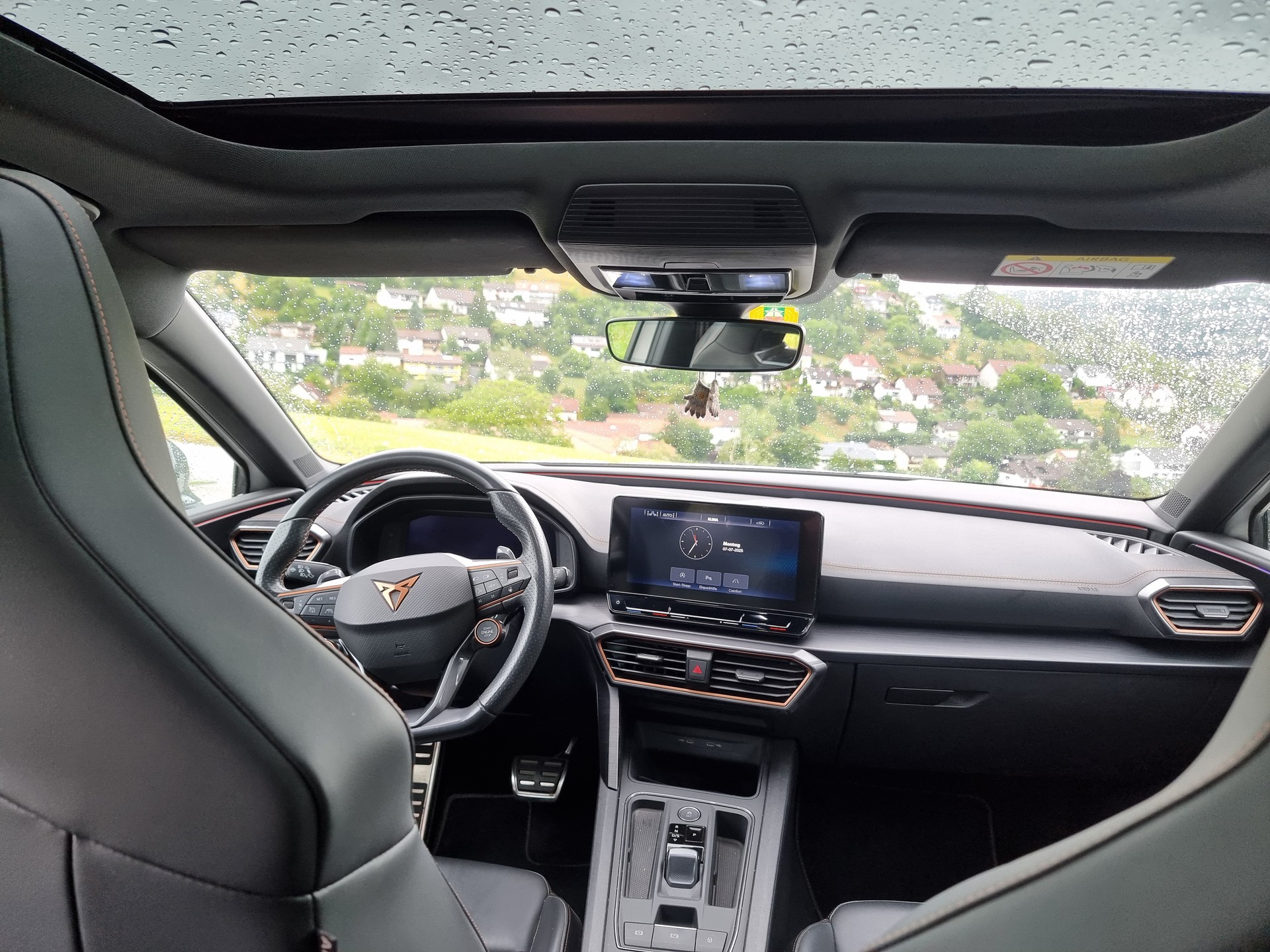 CUPRA LEON-image-14