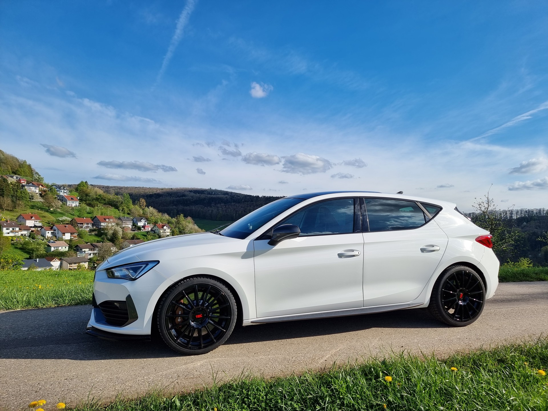 CUPRA LEON-image-0