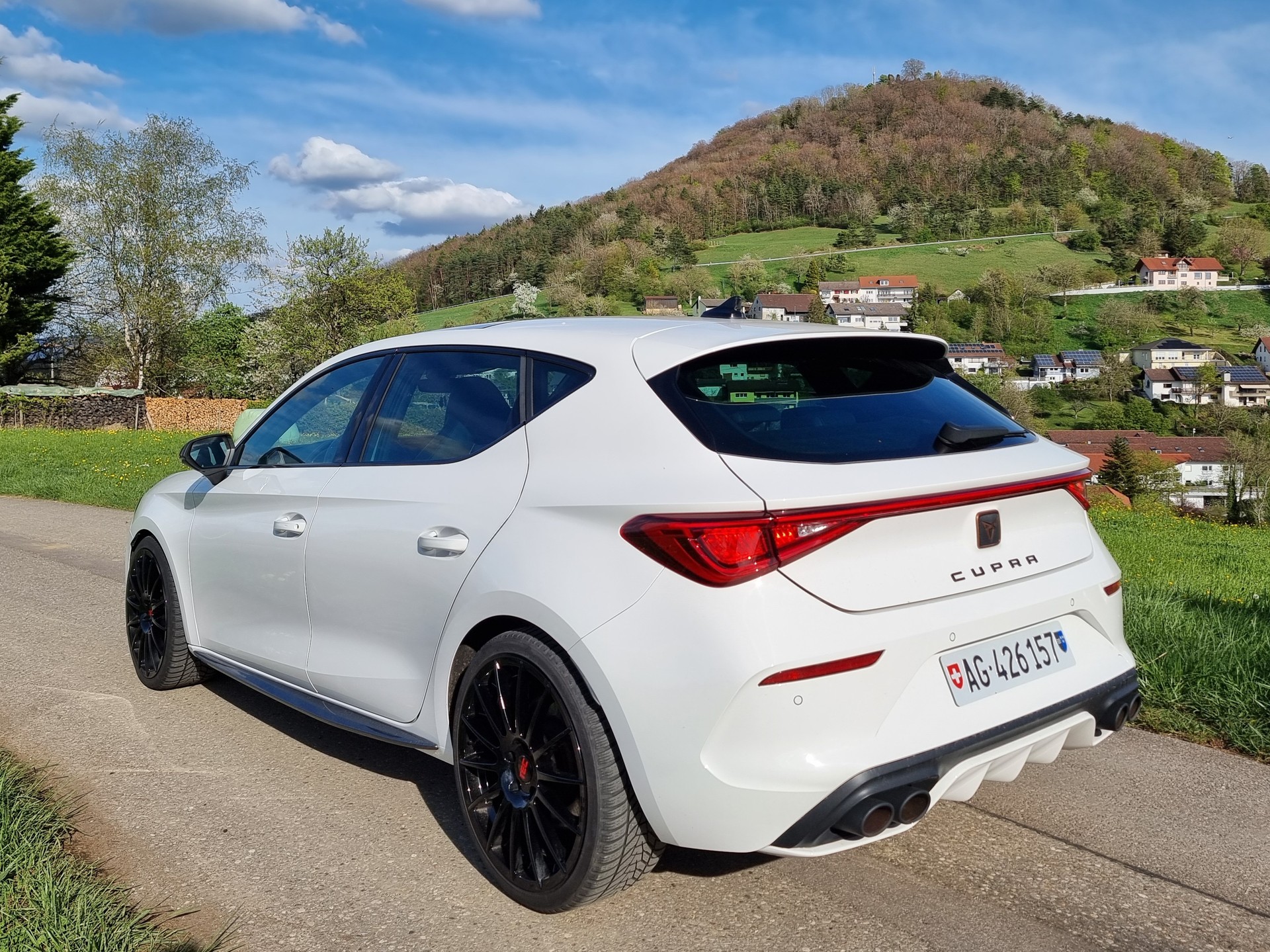 CUPRA LEON-image-9