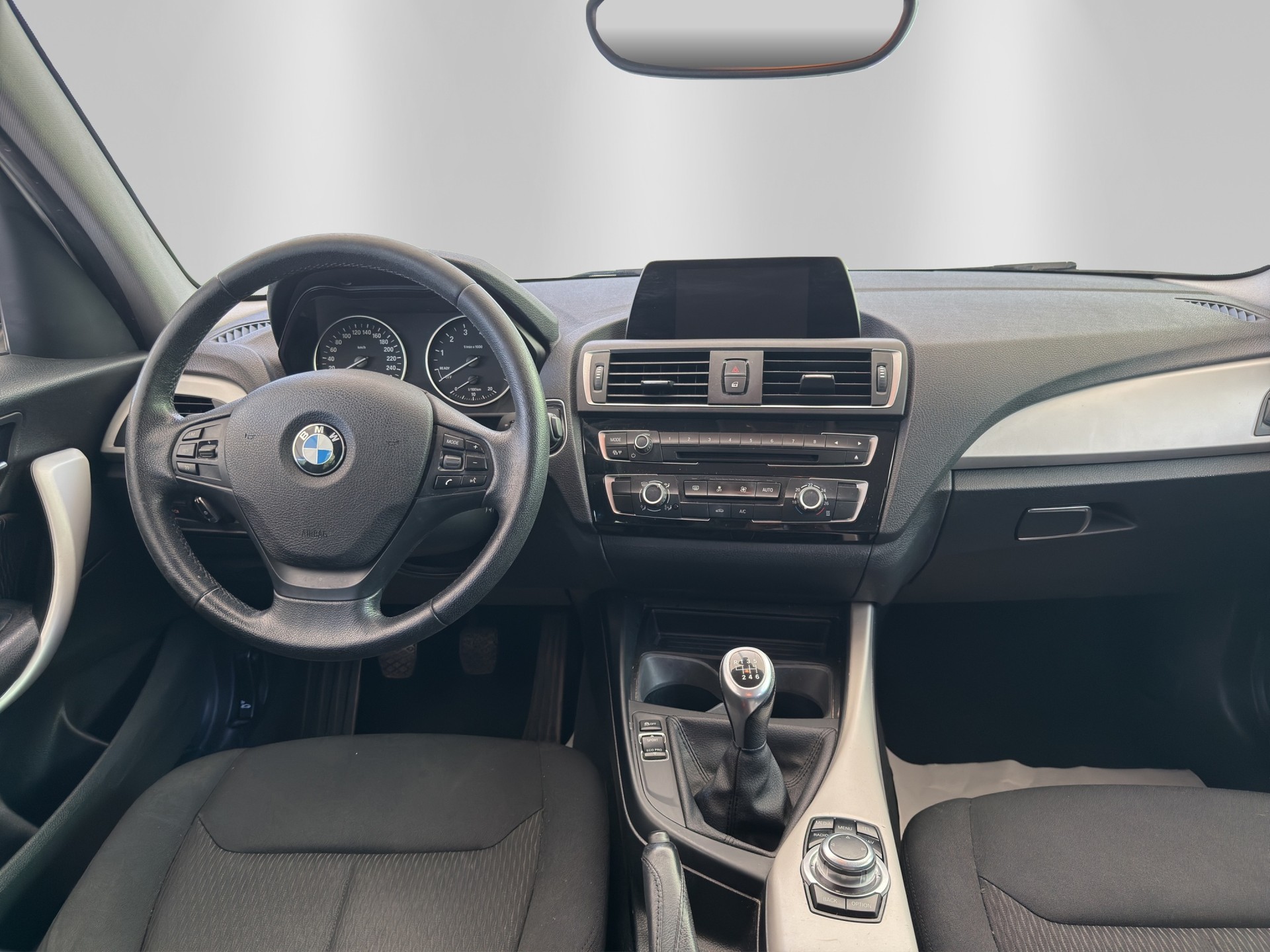 BMW 116i Business-image-8