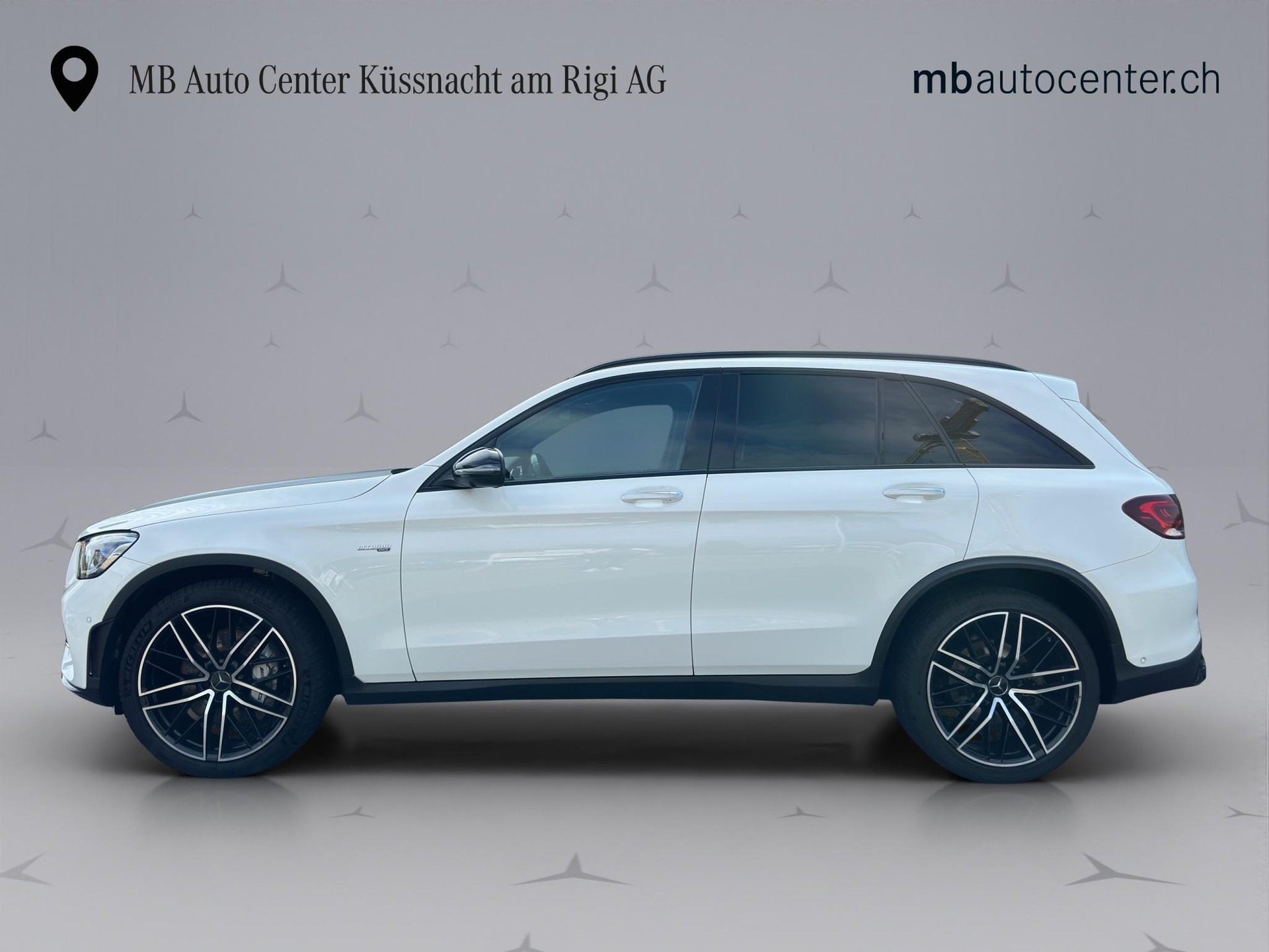 MERCEDES-BENZ GLC 43 AMG 4m-showroom-element-2