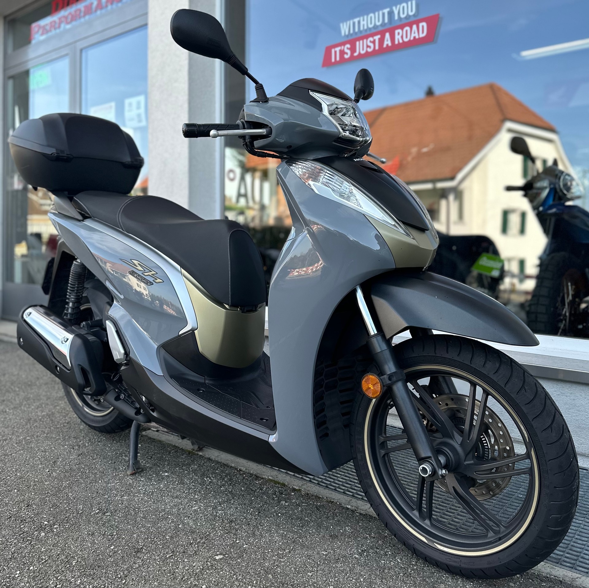 Sh 125 Sh 300 Sport Grigio Opaco Sh 300 Sport Grigio Opaco Sh 300