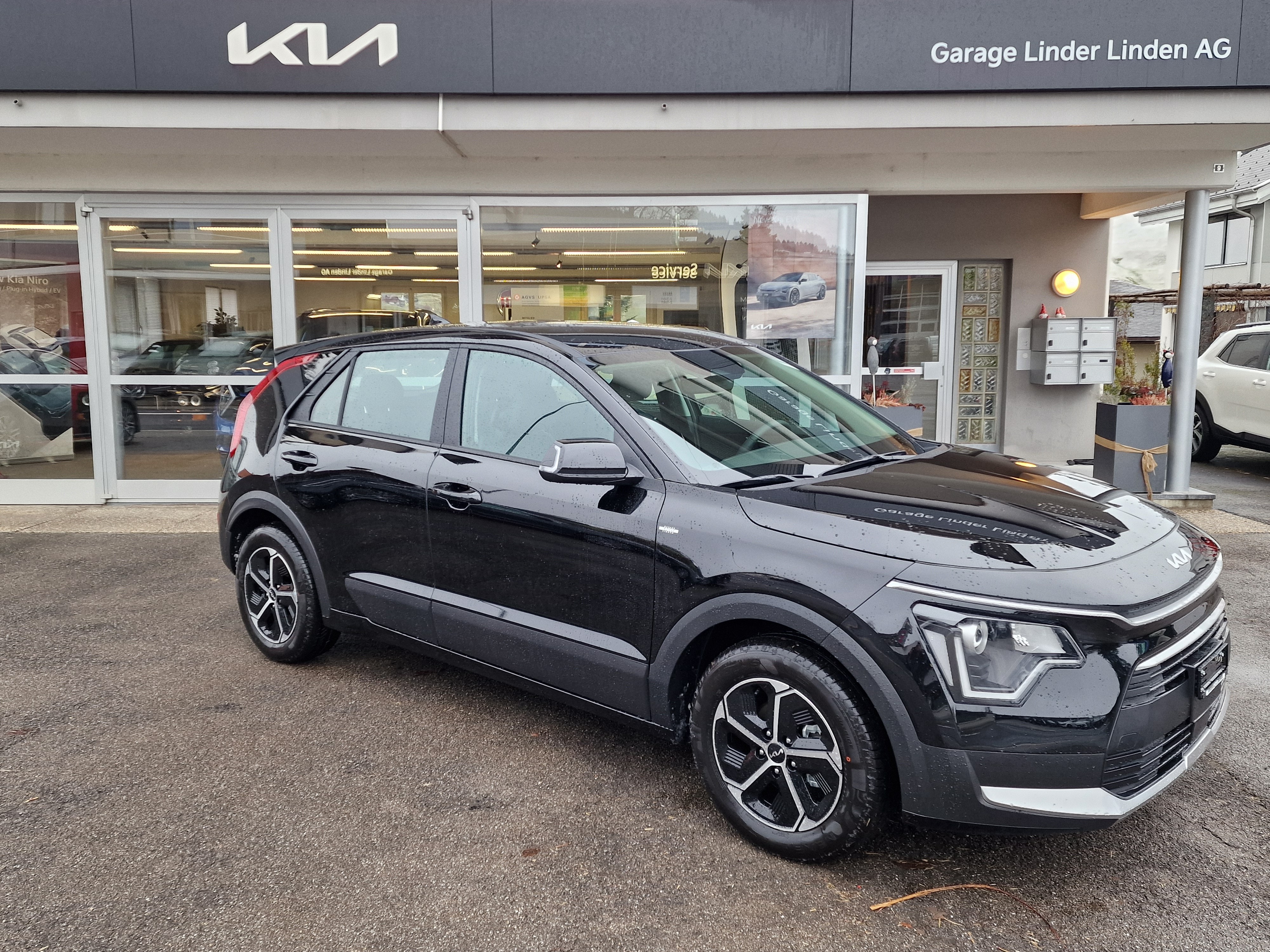 KIA Niro 1.6GDi Hybrid DCT (SUV / Gelndewagen)