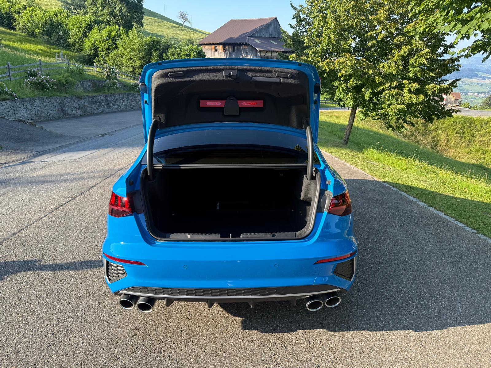 AUDI S3 Limousine 2.0 TFSI quattro S-tronic-image-17