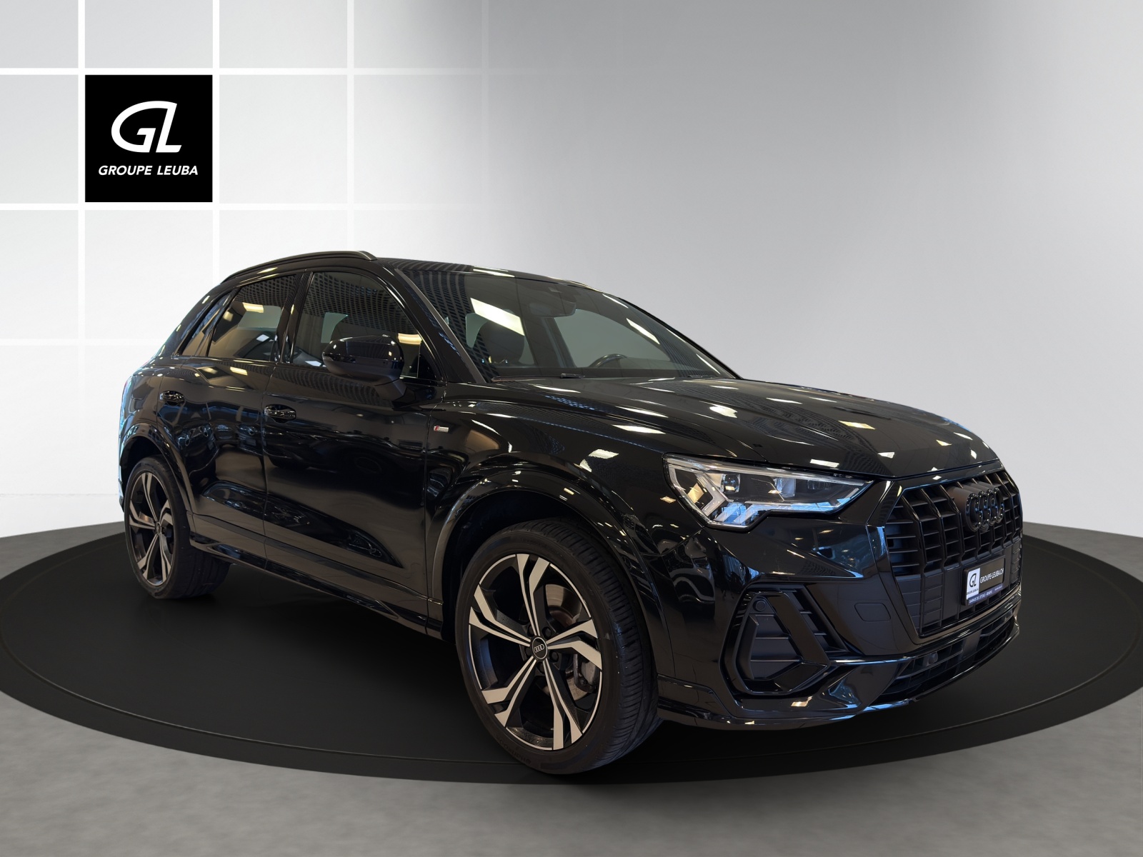 Photo AUDI Q3 Q3 45 TFSI e S line Attraction S-tronic