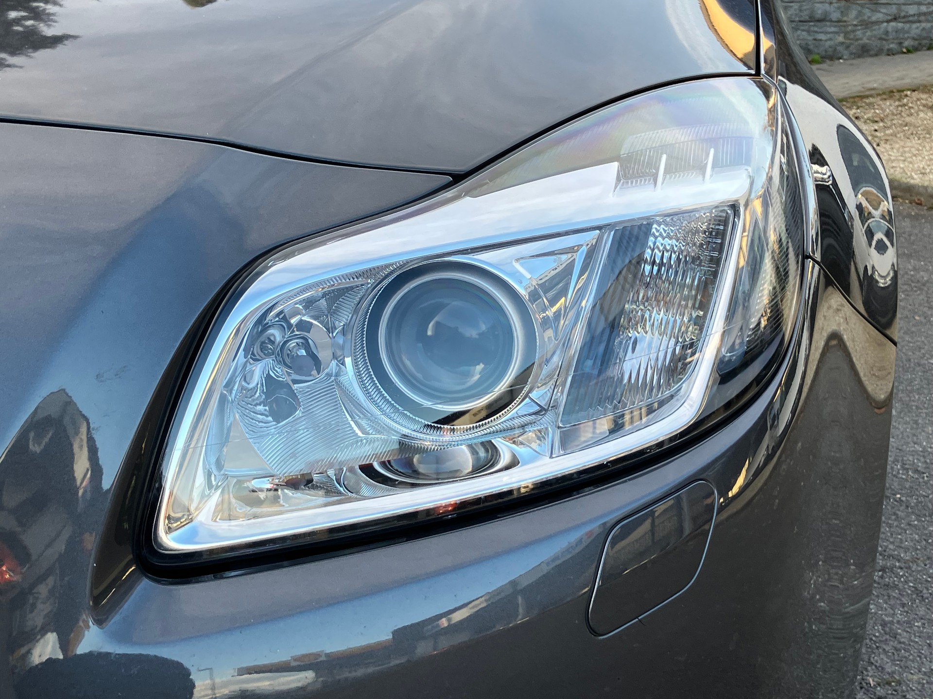 OPEL Insignia 2.0 Turbo Edition 4WD Automatic-image-12