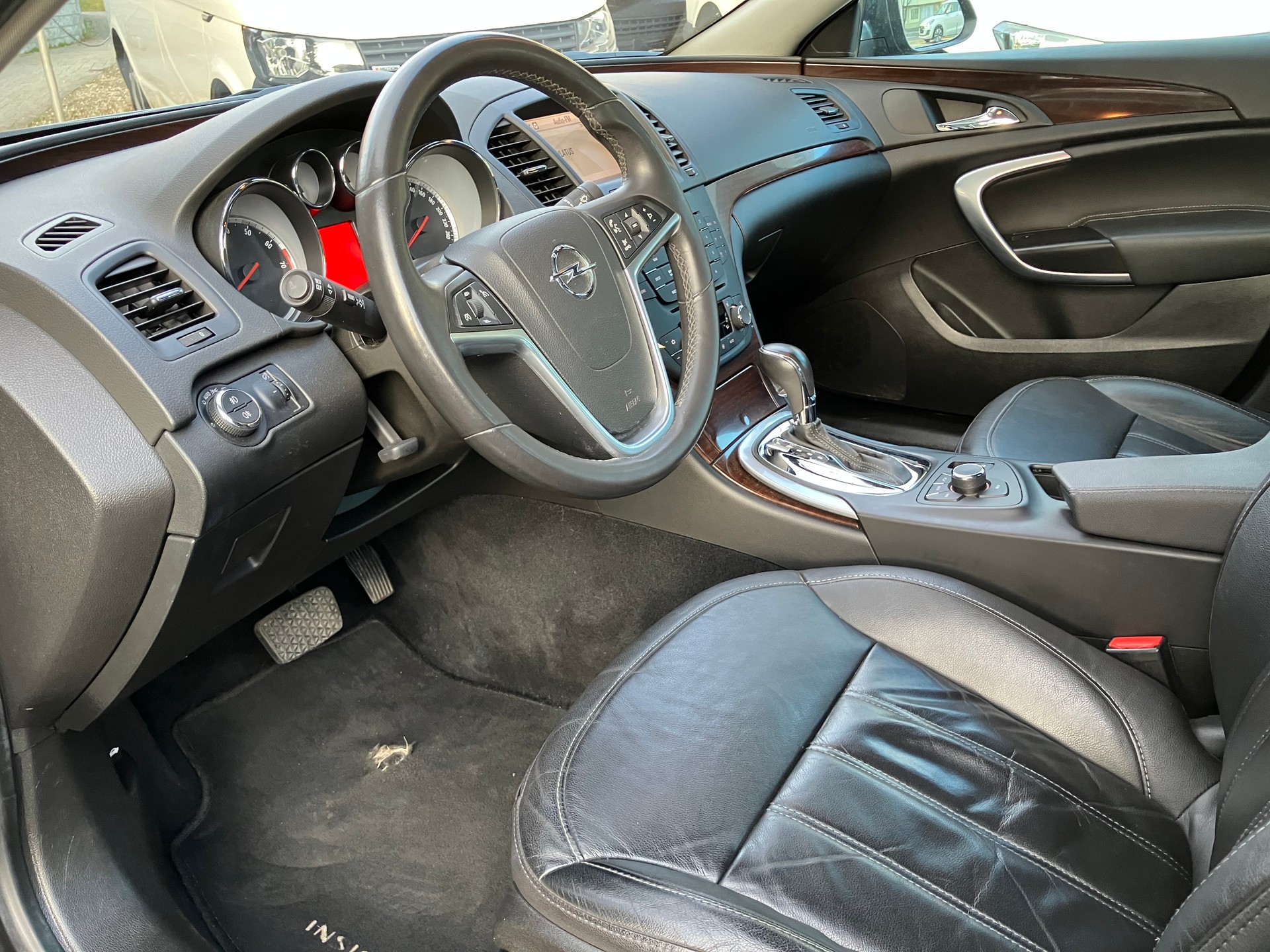 OPEL Insignia 2.0 Turbo Edition 4WD Automatic-image-1