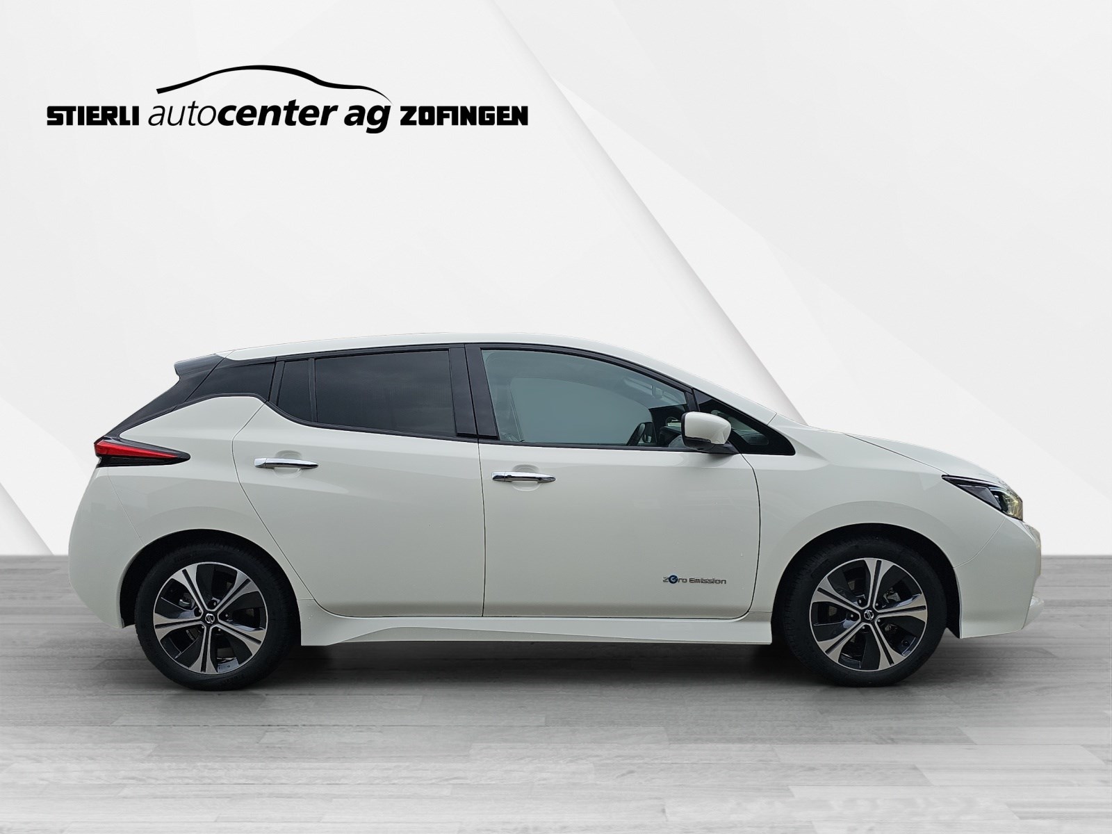 NISSAN Leaf Tekna-showroom-element-3