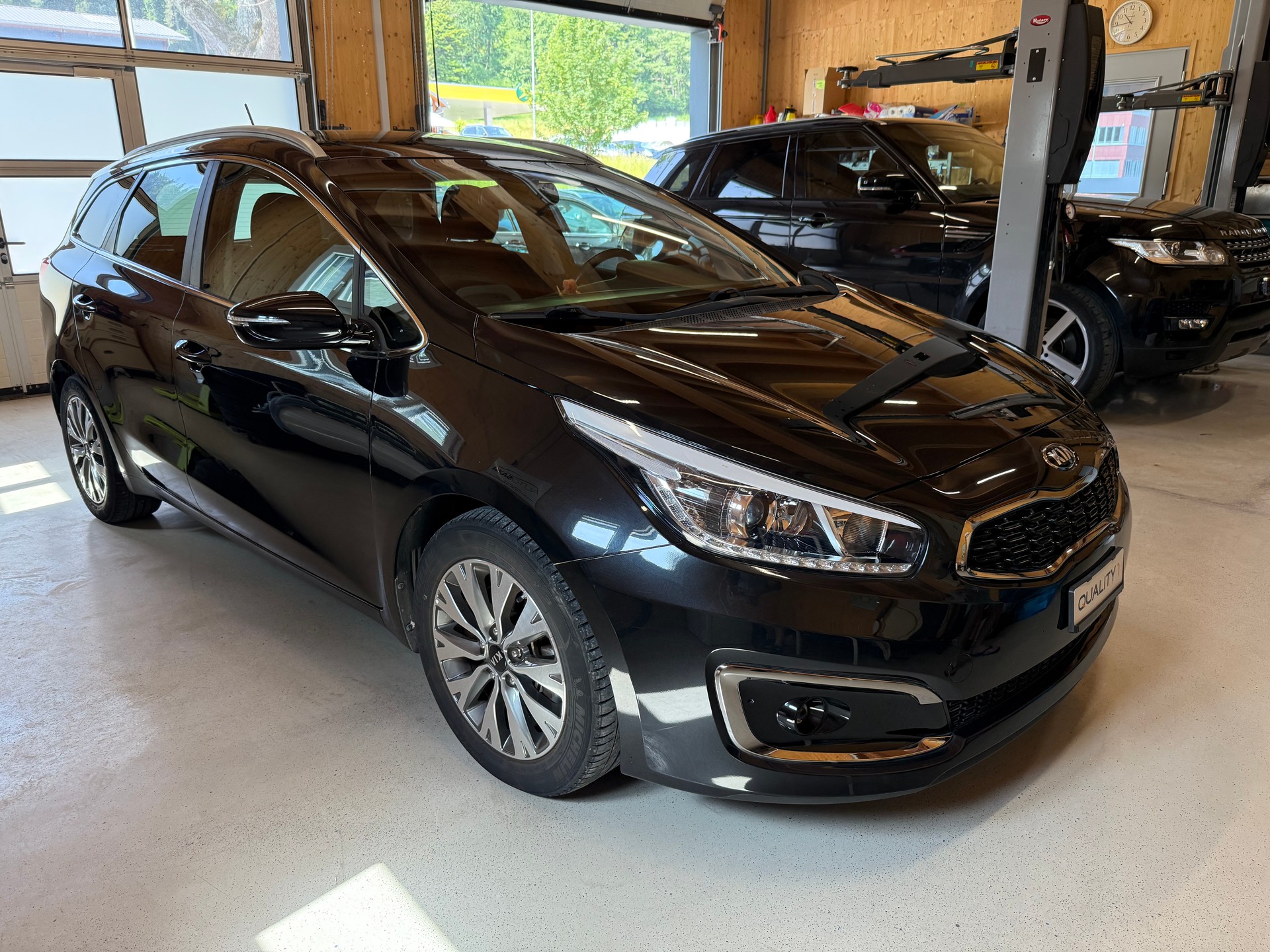 KIA Cee'd Sportswagon 1.6 GDi Swiss Eco-showroom-element-2
